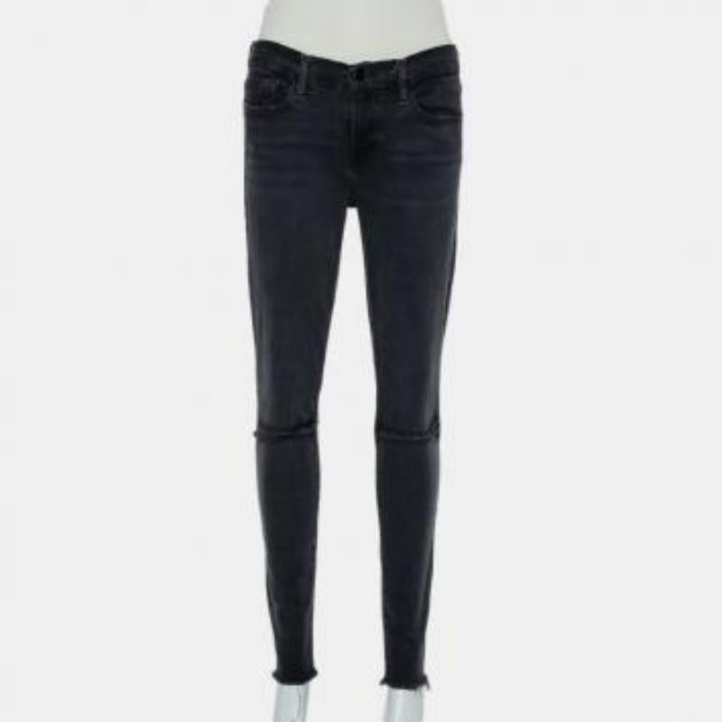 Frame Black Faded Denim Le Skinny de Jeanne Distressed Jeans M For Sale 1