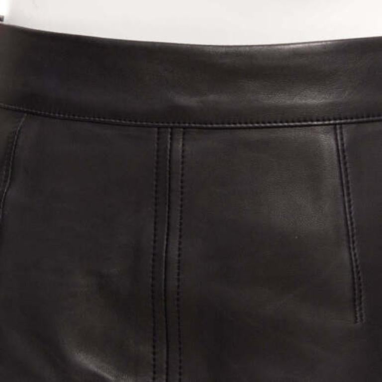 FRAME mini gonna in pelle di agnello nera con bottoni a pressione e tasche applicate 25