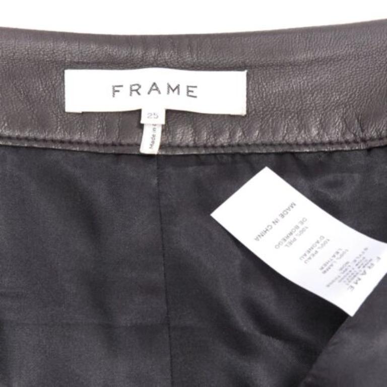 FRAME mini gonna in pelle di agnello nera con bottoni a pressione e tasche applicate 25