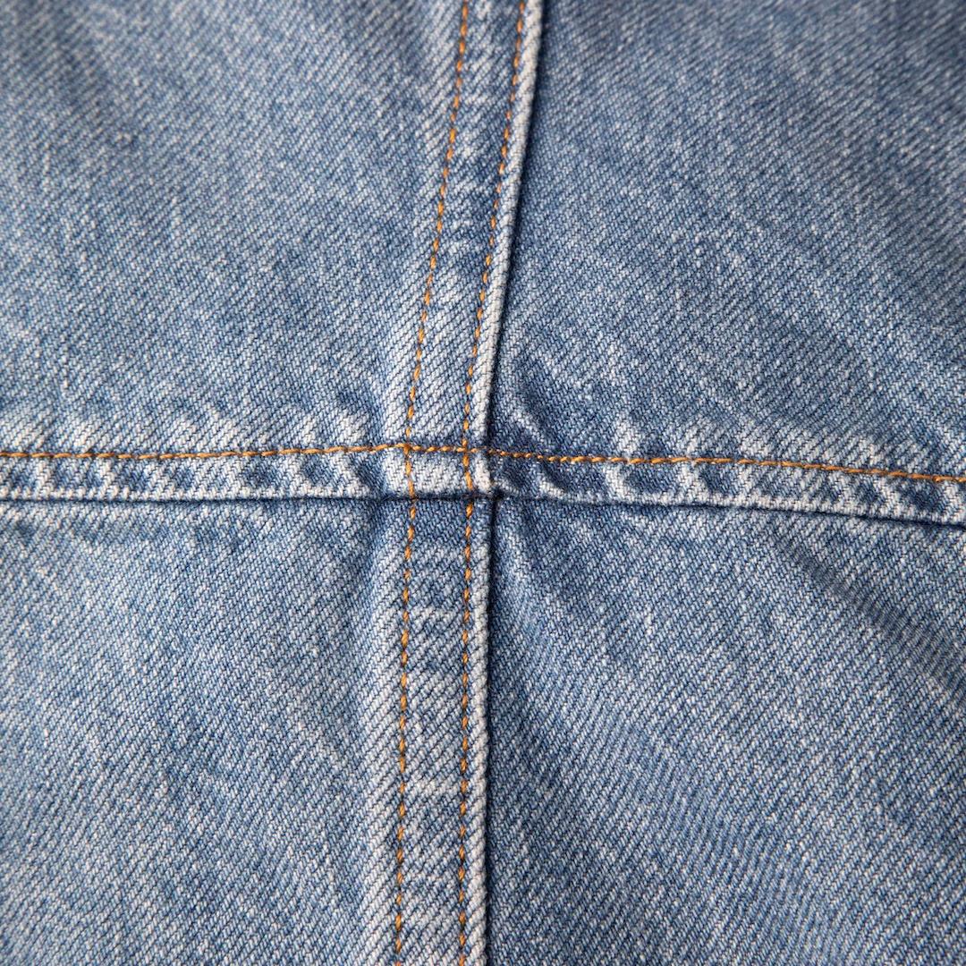 Gris FRAME - Mini robe en denim bleu à encolure carrée Taille S en vente
