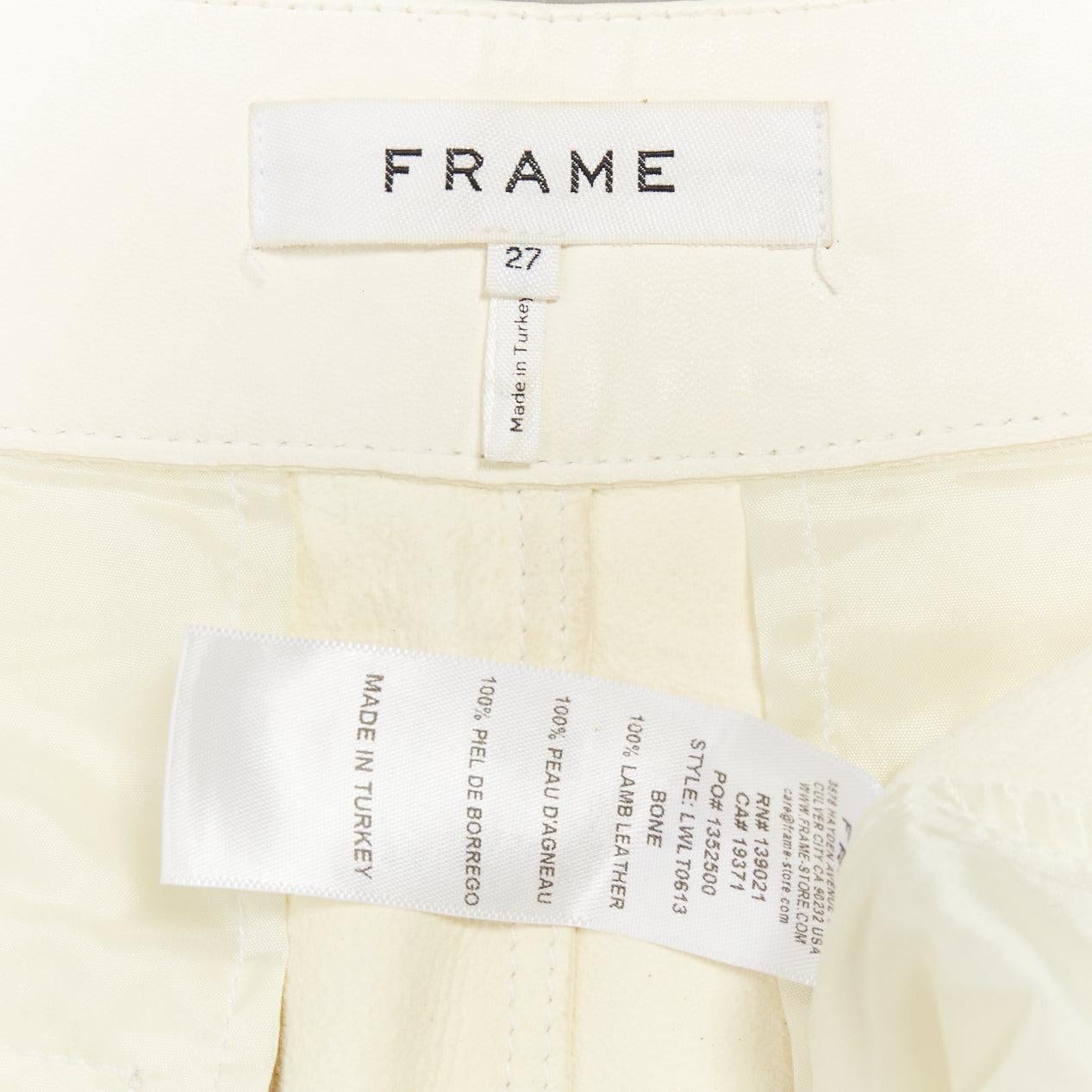 FRAME short en cuir d'agneau crème ceinturé à taille haute 27