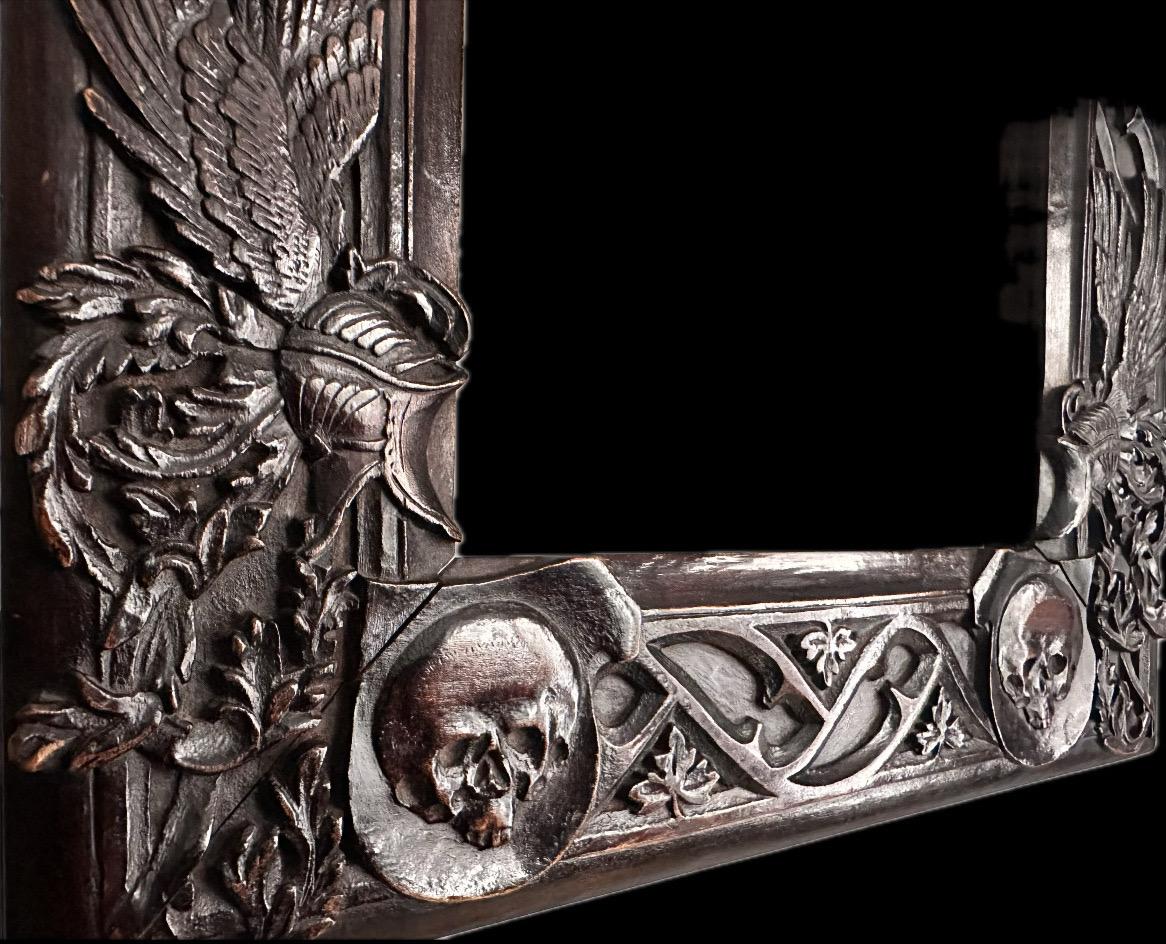 German frame, carved wood, 19th century, 1860-1880,  specially made for Dürer engraving « Coat of arms with skull » realized by Dürer in 1503 
Nice shiny patina. 
Sight size: 32 x 21,5 cm
Overall 49 x 38 cm