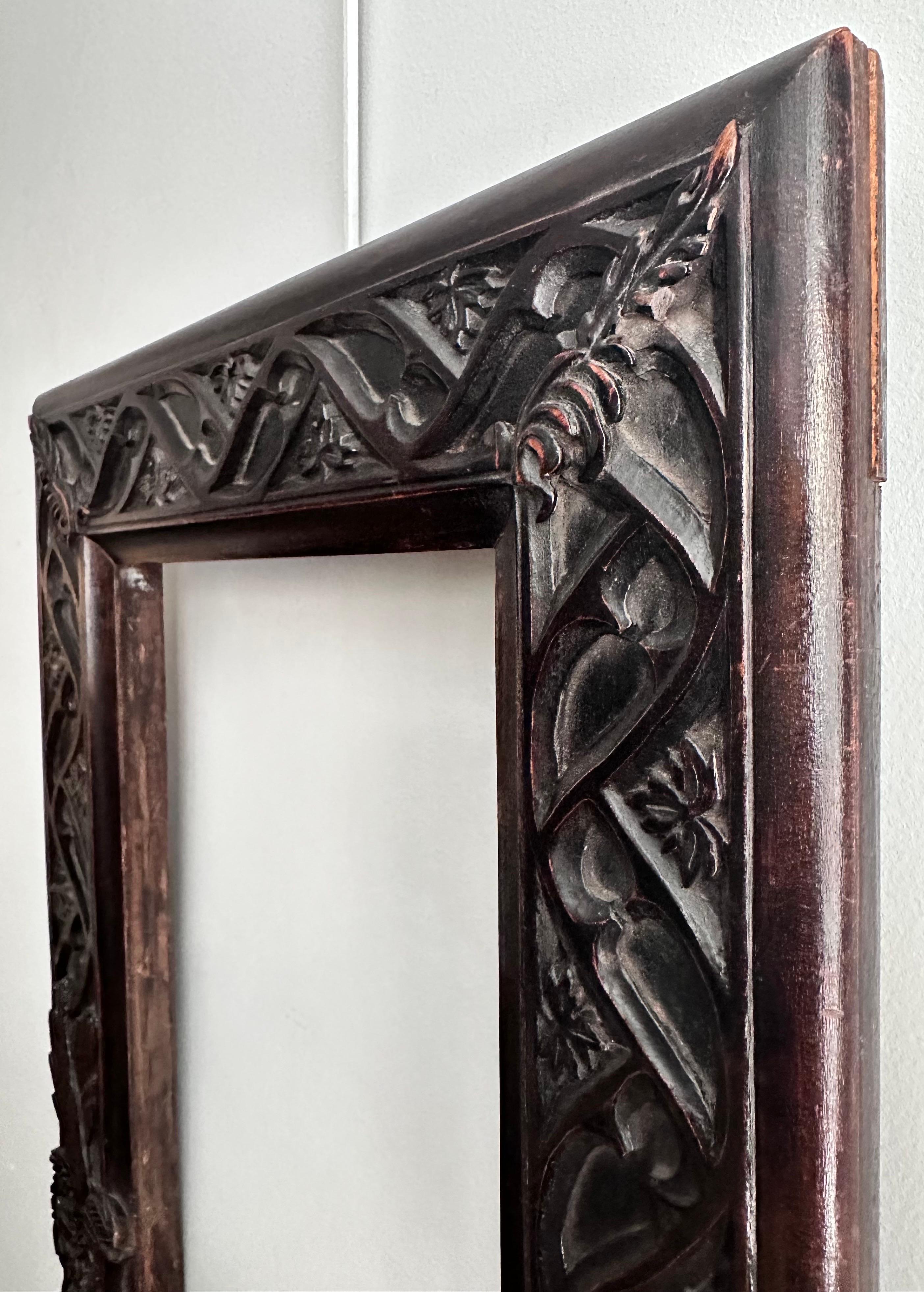 “Skull” Frame, Carved Wood 19th 1860-1880 Specially Created for Dürer Engraving  For Sale 2