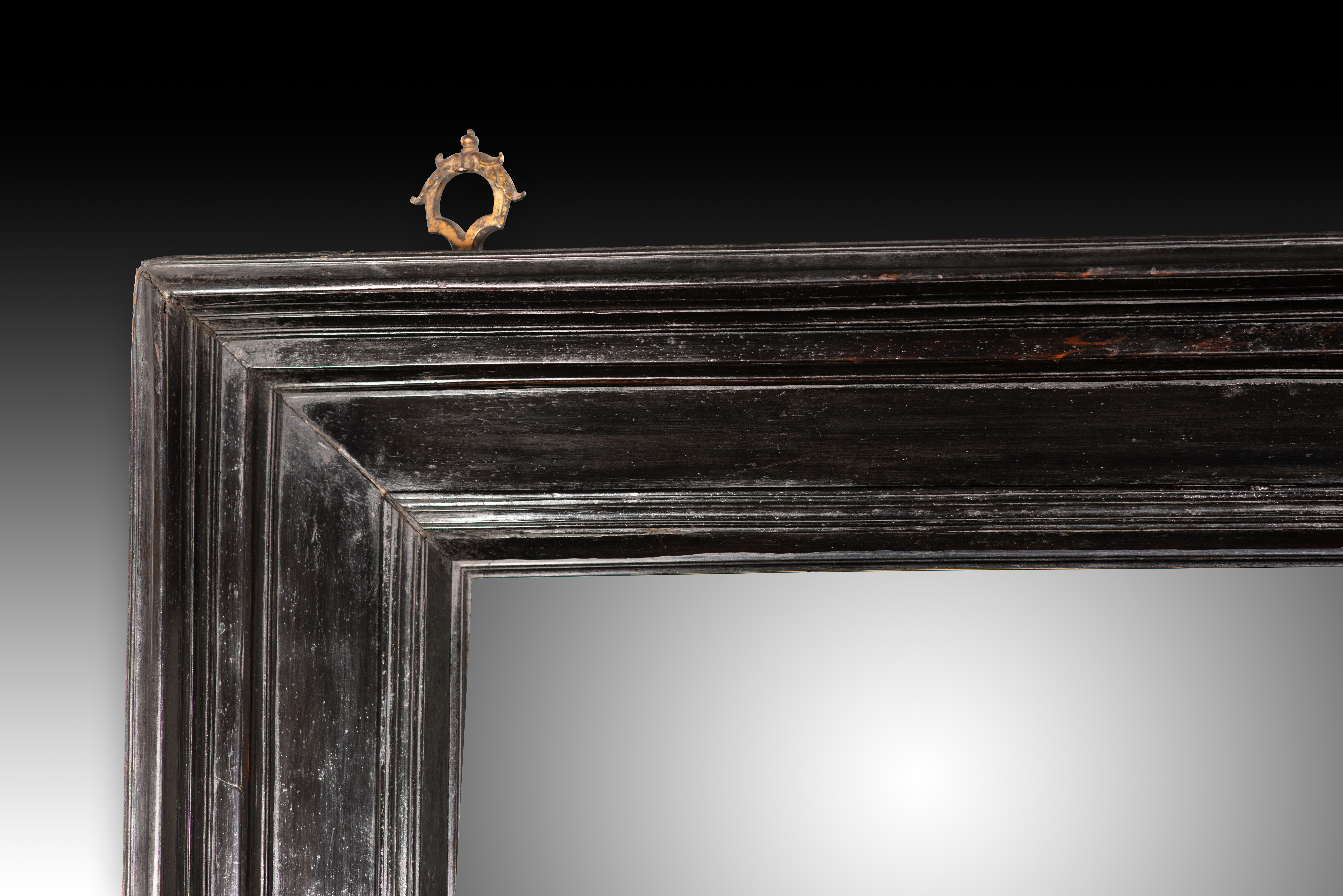 Frame. Ebonized wood, metal. Dutch school, 17th century. In Fair Condition In Madrid, ES