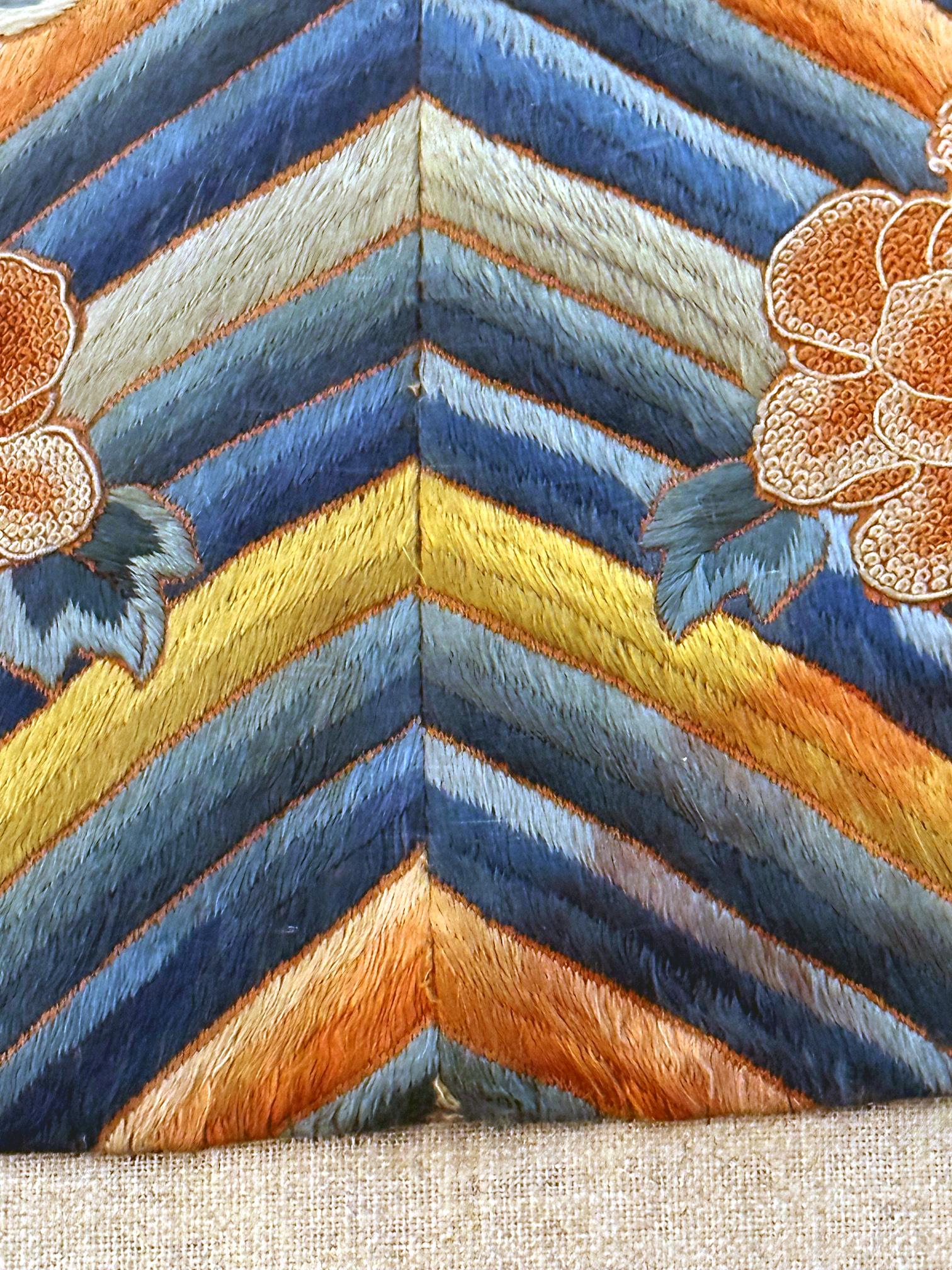 Cadre Fine brodée chinoise Royal Court Lady Casual Robe Qing Dynasty en vente 5