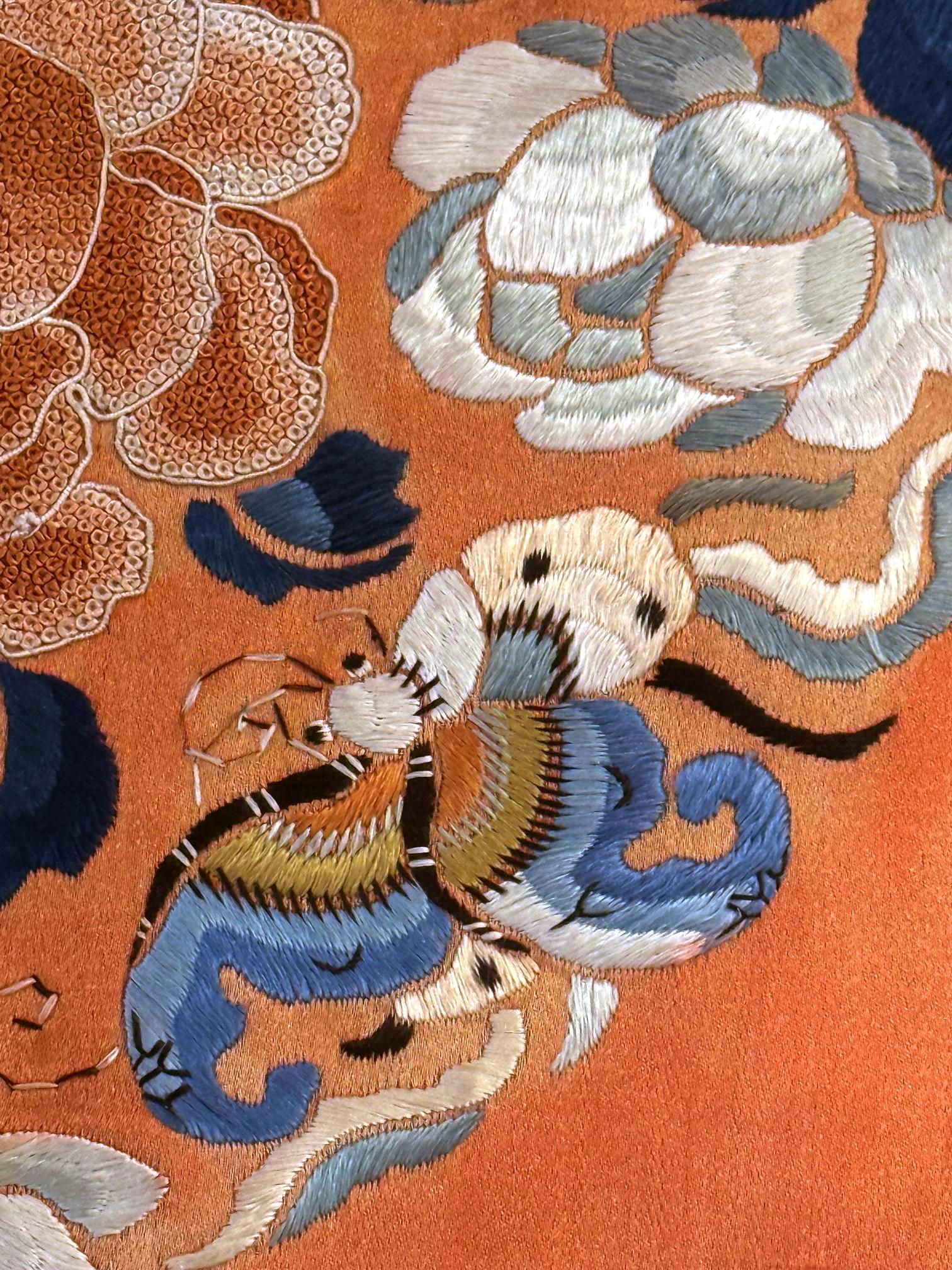 Cadre Fine brodée chinoise Royal Court Lady Casual Robe Qing Dynasty en vente 8