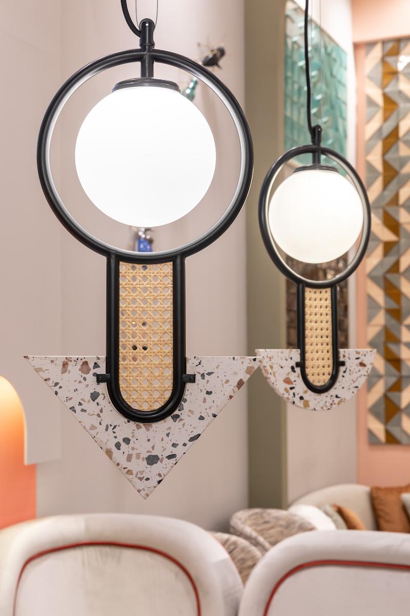 Portugais Lampe à suspension d'inspiration Art Déco Frame I couleur cuivre et pierre Terrazo en vente