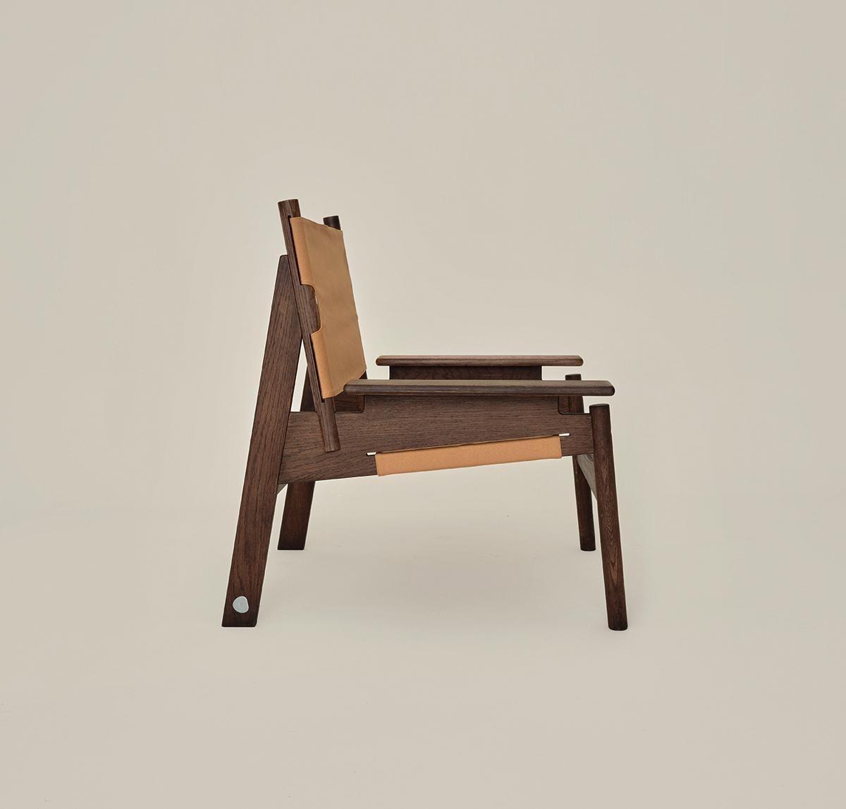 Japonisme KITA LIVING Frame Lounge Chair - Oak Chocolate - Caramel For Sale
