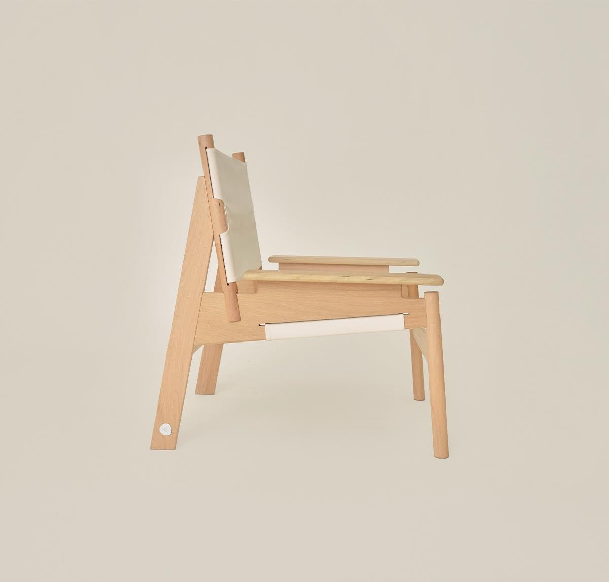 Japonisme KITA LIVING Frame Lounge Chair - Oak Mist - Bone White For Sale