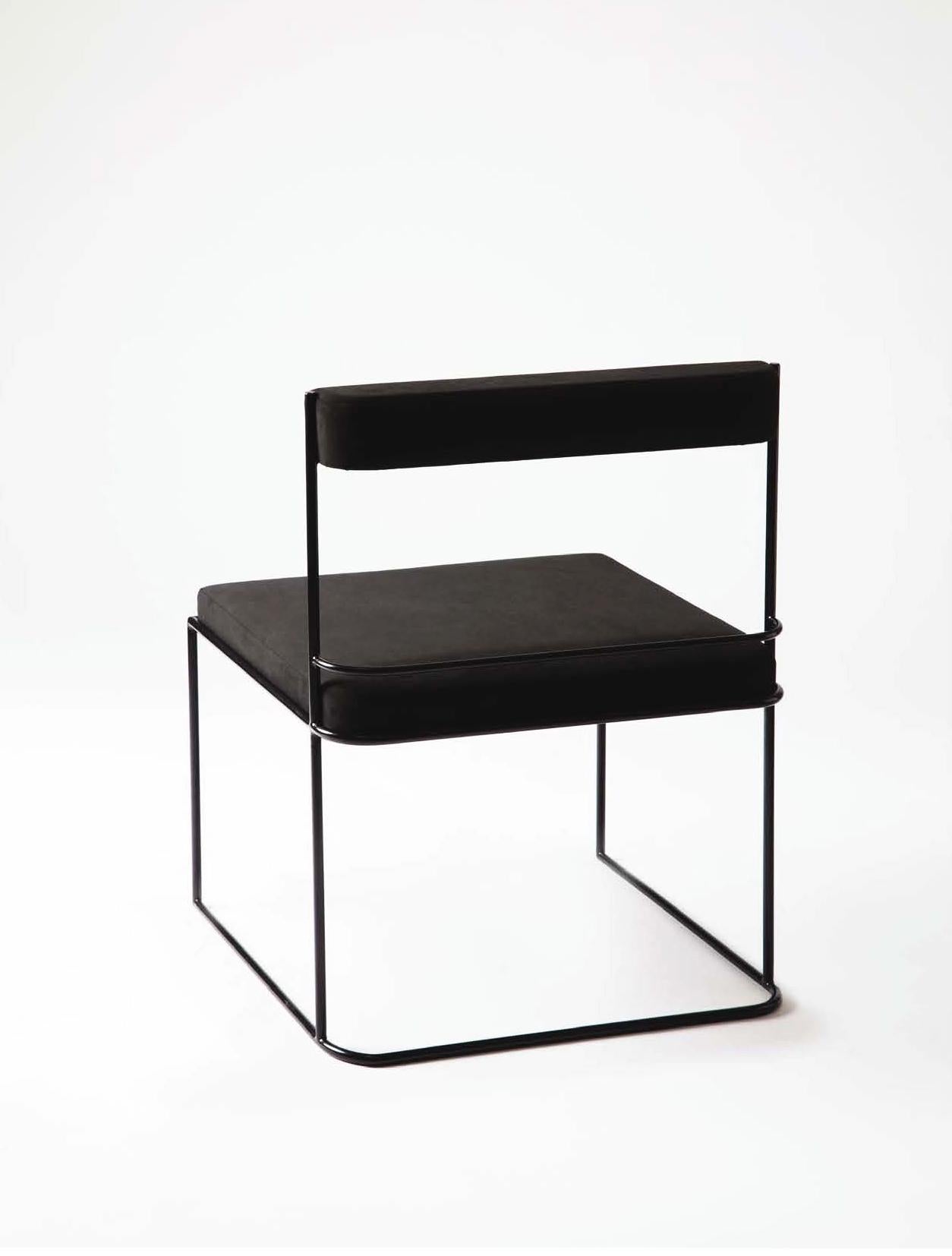 Rahmen, minimalistisches modernes strukturiertes Beistell-Lounge-Set aus schwarzem Metall (Moderne) im Angebot