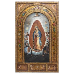 Marco sobre un panel de madera Virgen de Guadalupe con un dorado pintado