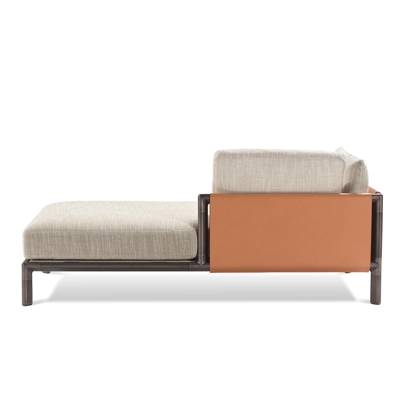 Modern Frame L-Shaped Chaise Longue For Sale