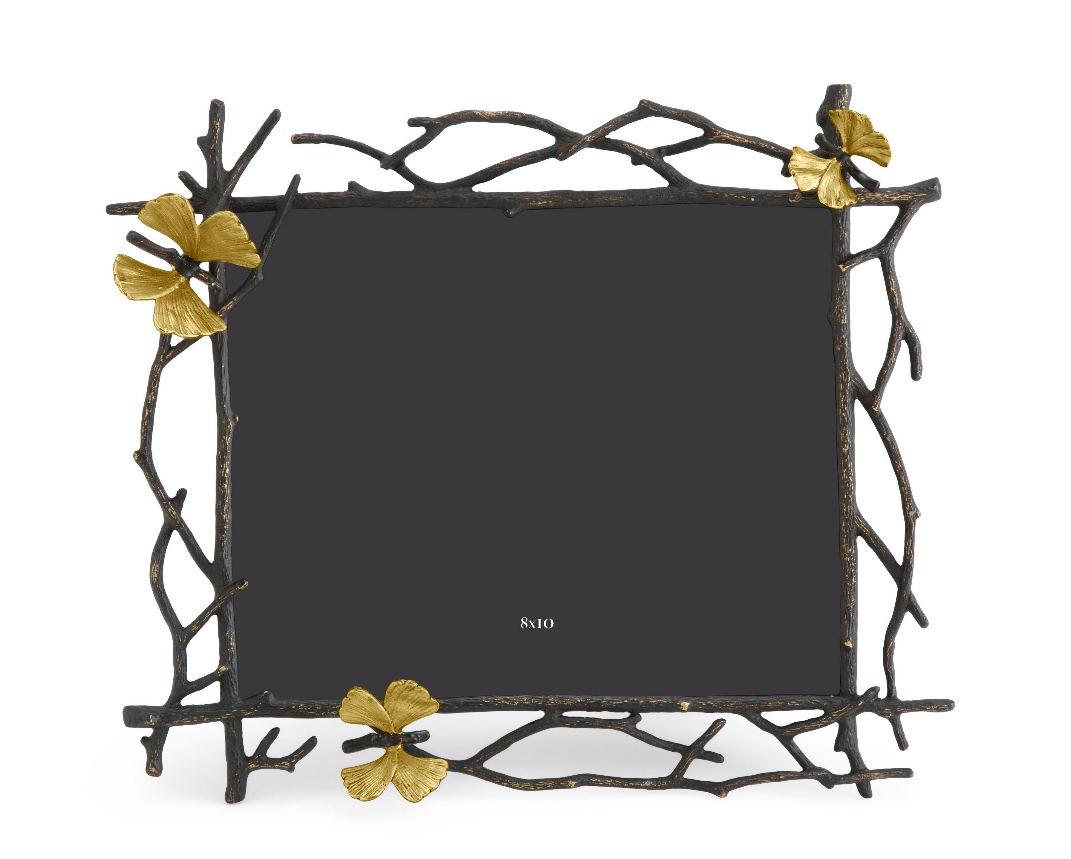Marco con motivos de ginkgo y mariposa en metal oxidado y dorado. Moderno en venta