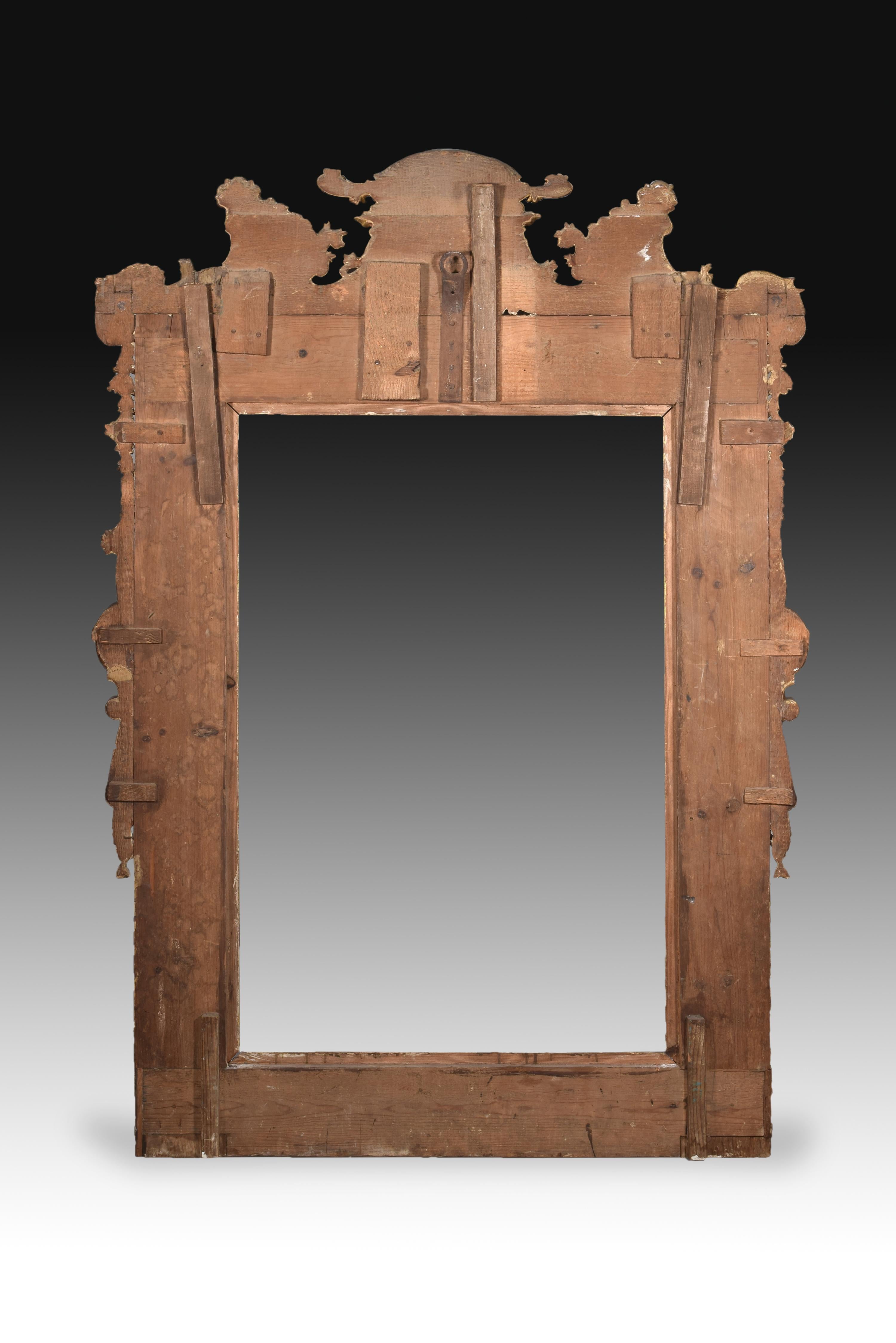 European Frame, Wood, Late 17th-Early 18th Century For Sale