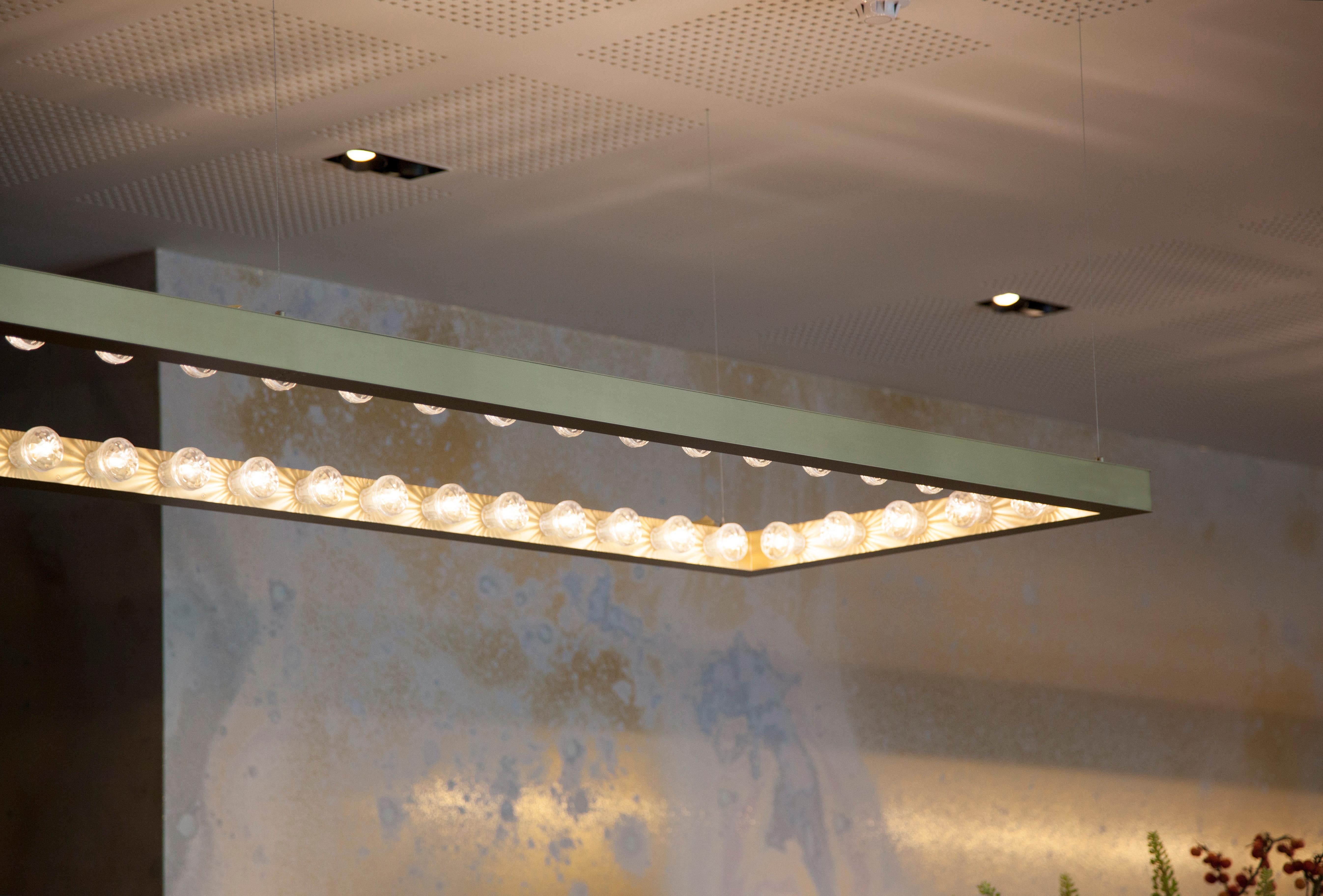 Lampada a sospensione in alluminio anodizzato nero con cornice 150 di JSPR In condizioni Nuovo in vendita a Geneve, CH
