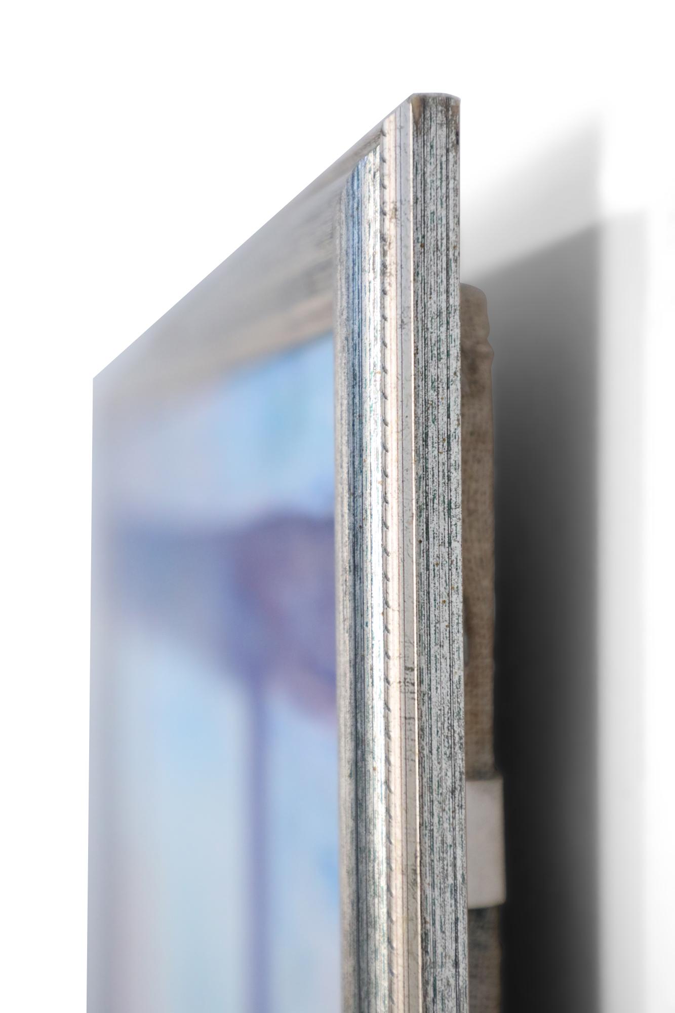 Gerahmtes Acryl-Stillleben mit einer Weinflasche und Obst auf einem Windowsill Ov (20. Jahrhundert) im Angebot