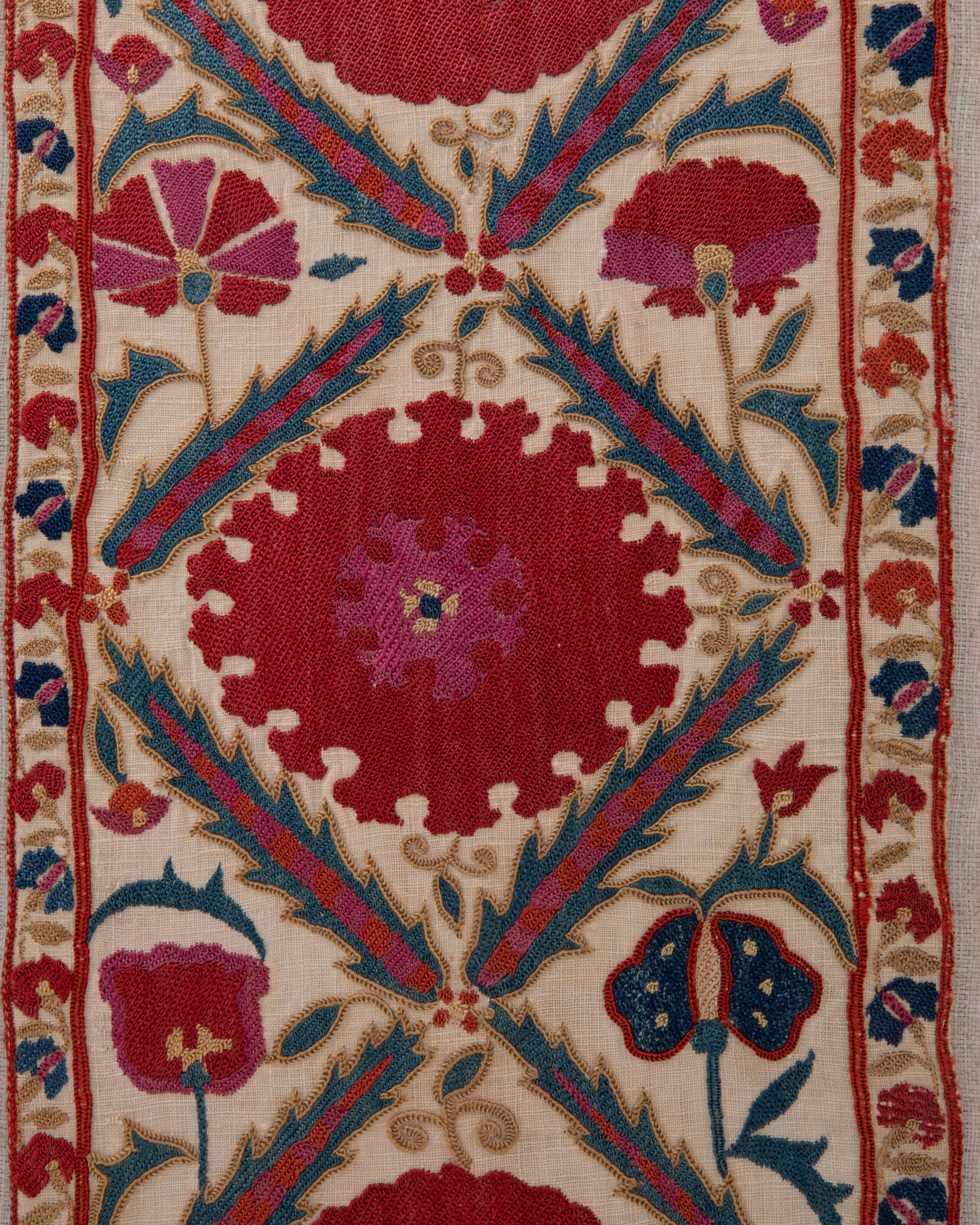 Ricamato Framed Antique Bukhara Suzani Fragment, Uzbekistan in vendita