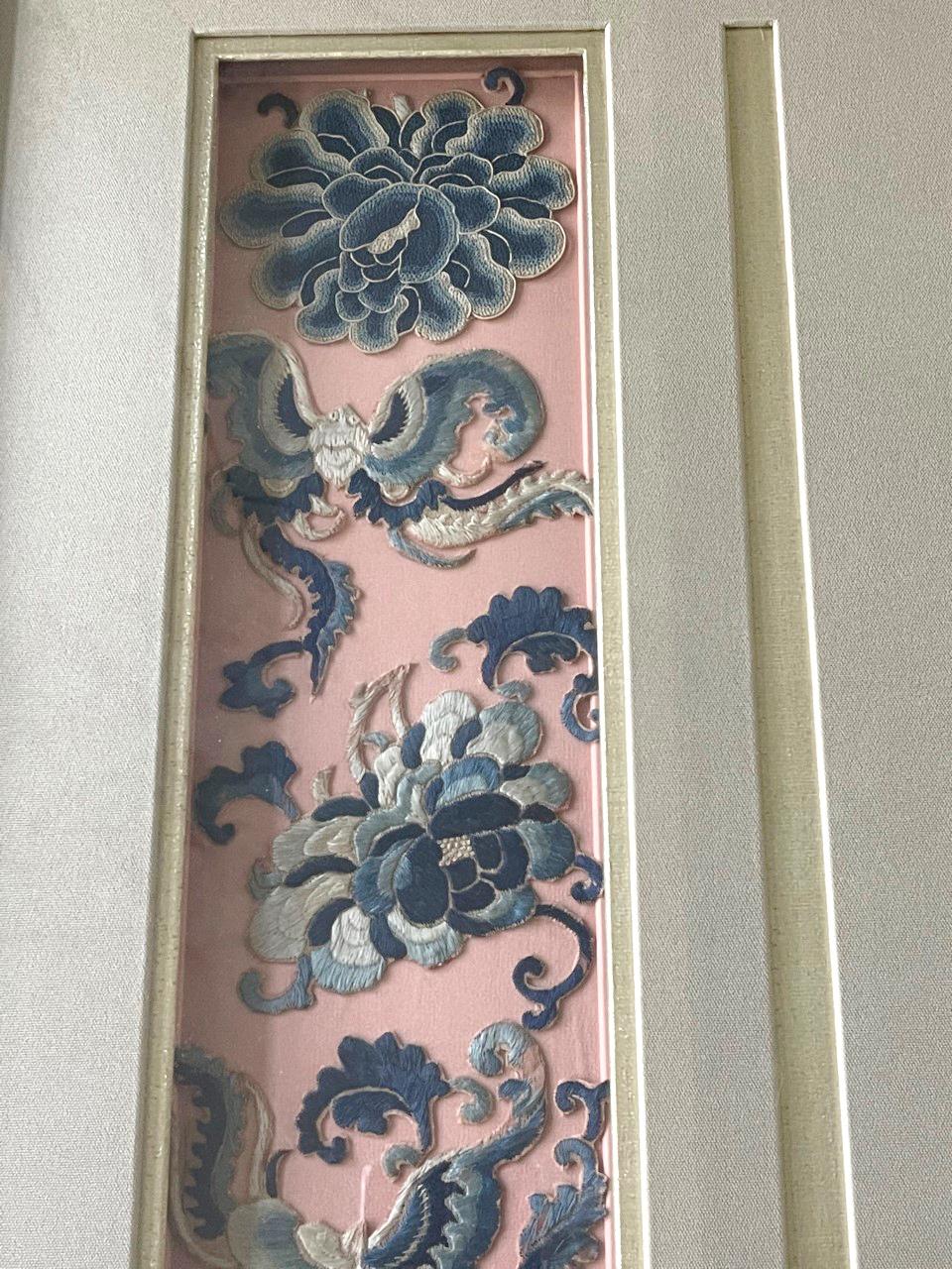 Framed Antique Chinese Embroidery Panel Qing Dynasty Provenance In Good Condition For Sale In Atlanta, GA