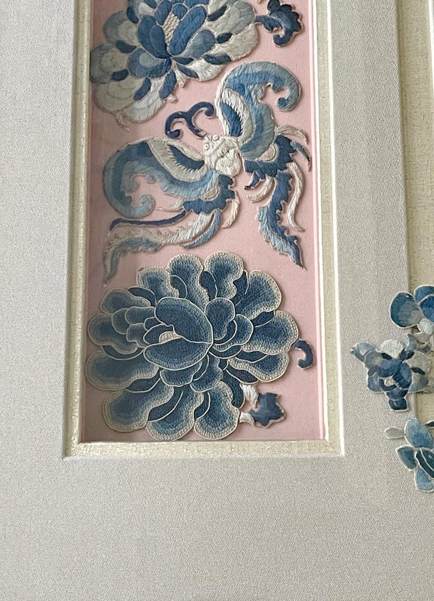 Seta Pannello di ricamo cinese antico incorniciato della dinastia Qing Provenienza in vendita
