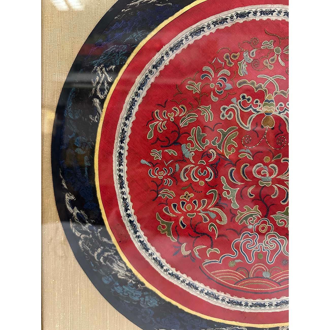 Gerahmte antike chinesische Qing Dynasty Stickerei 24LP121 (Chinesisch) im Angebot