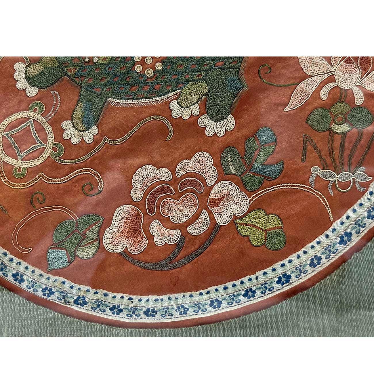 Framed Antique Chinese Qing Dynasty Embroidery In Good Condition For Sale In Pomona, CA