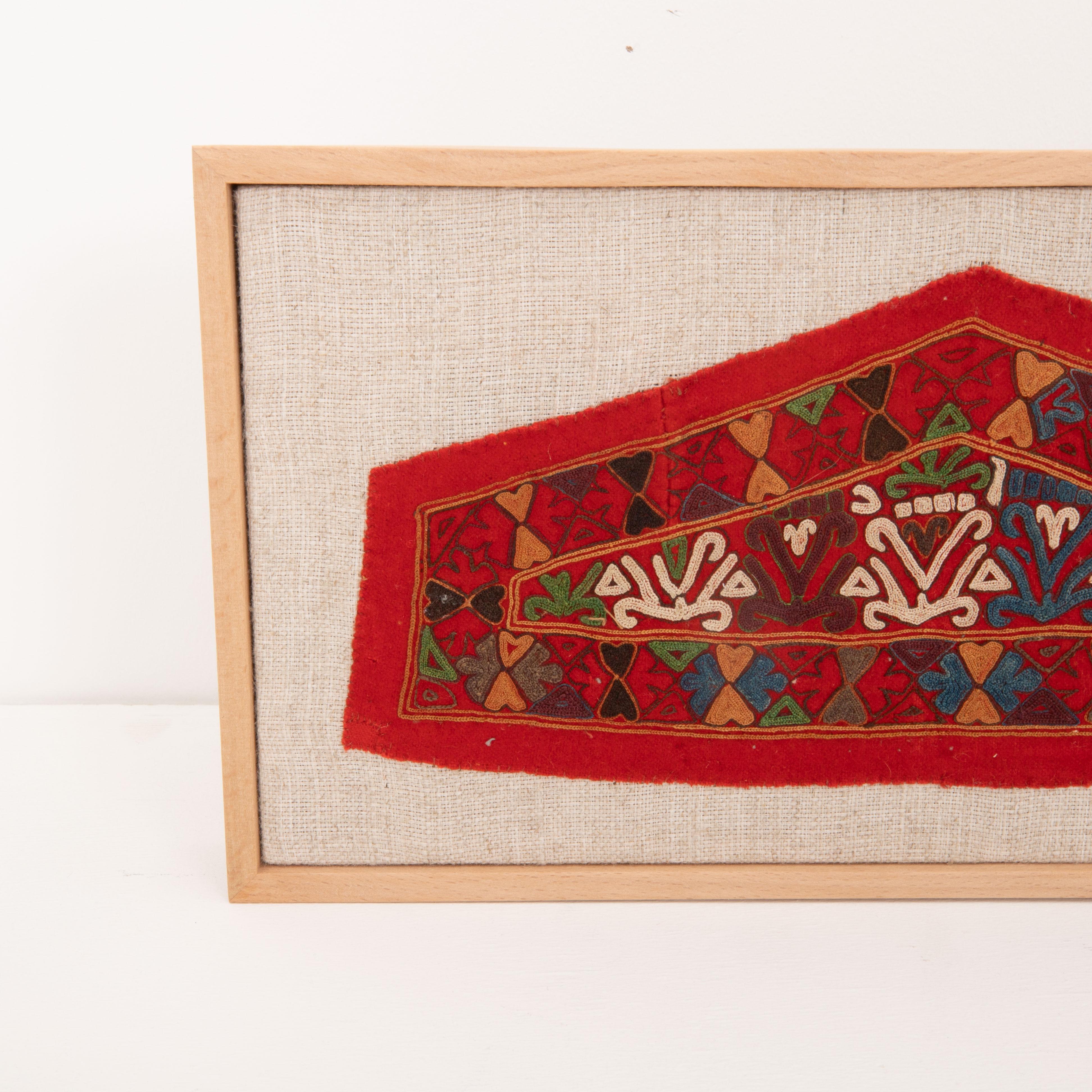Tribal Bandeau ancien encadré de la tribu Choroe, Turkménistan, 19e siècle. en vente