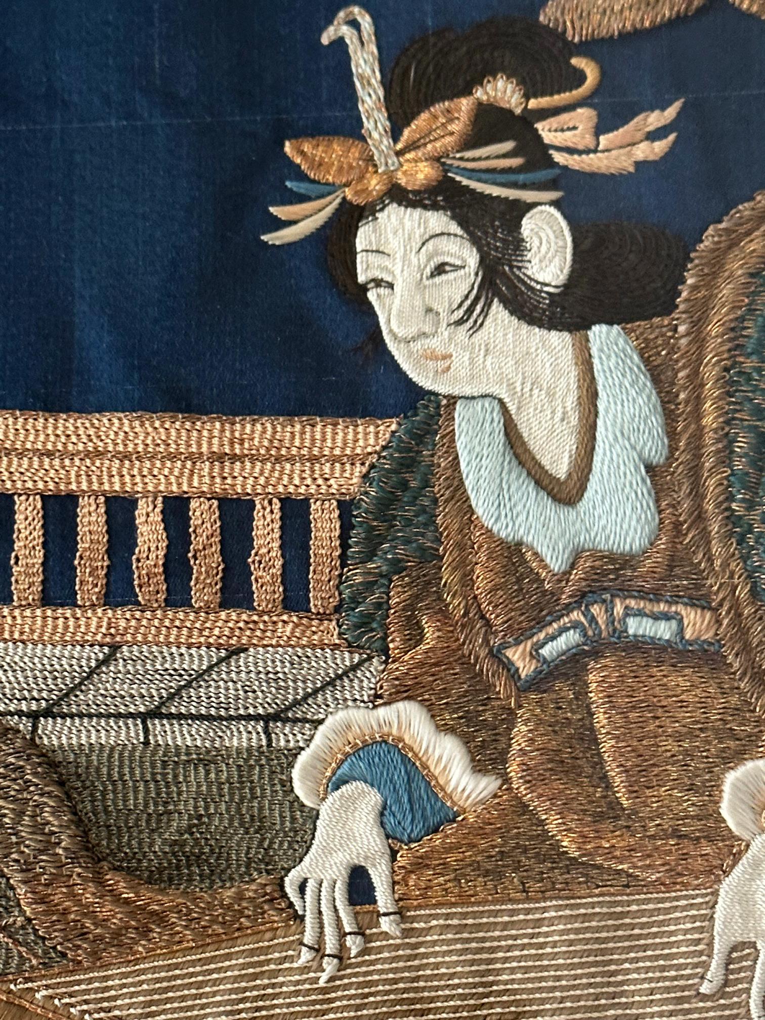 Gerahmte antike japanische Fukusa-Textil-Tafel mit Stickerei im Angebot 5
