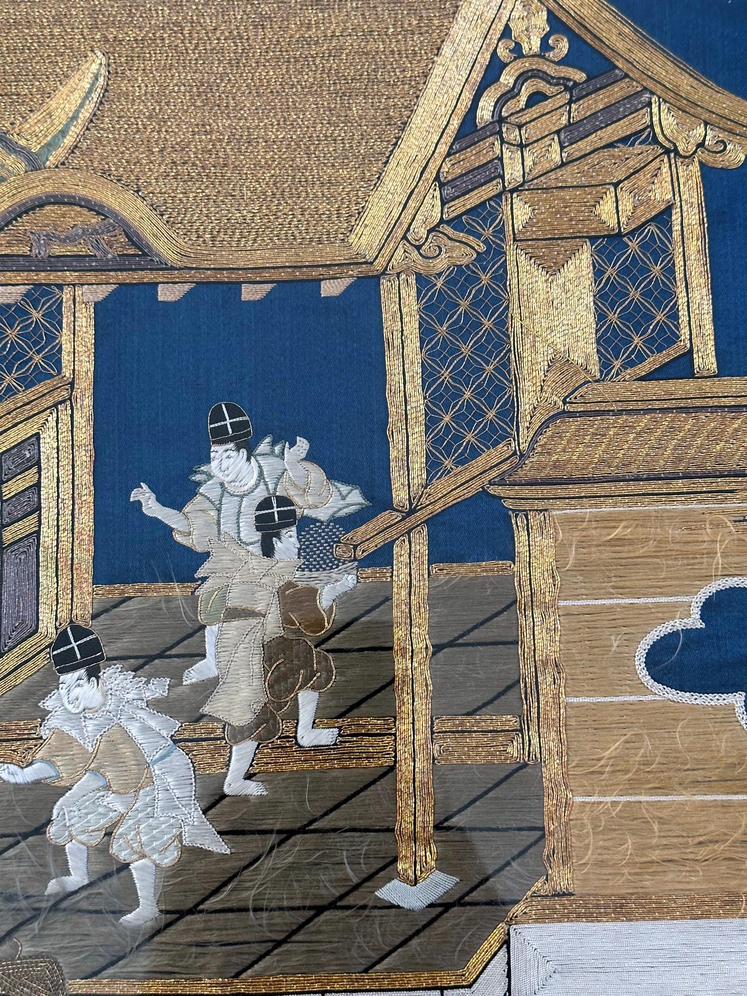 Gerahmte antike japanische Fukusa-Textil-Tafel mit Stickerei im Angebot 2