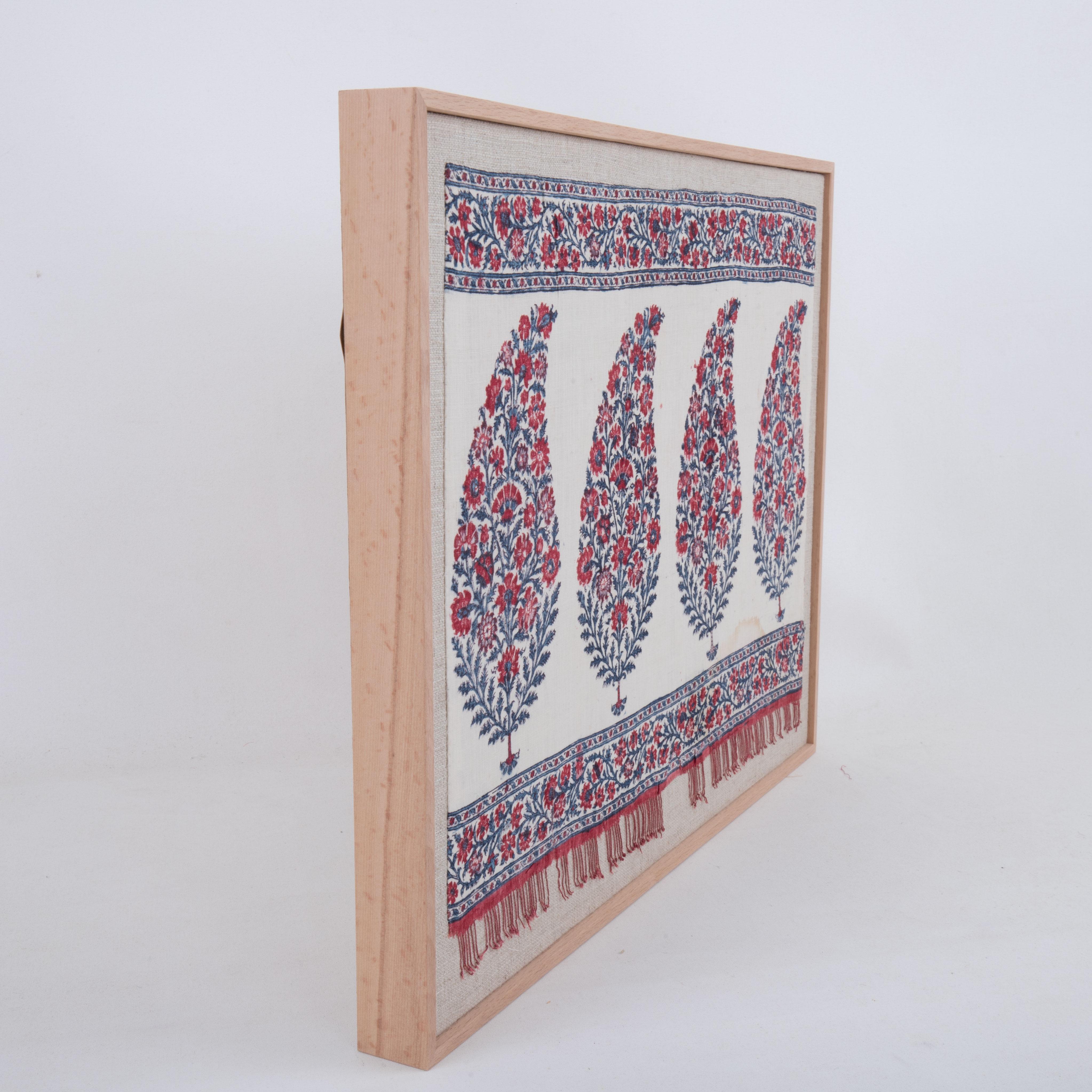 Gerahmtes antikes Kalamkari-Fragment, Indien (Baumwolle) im Angebot