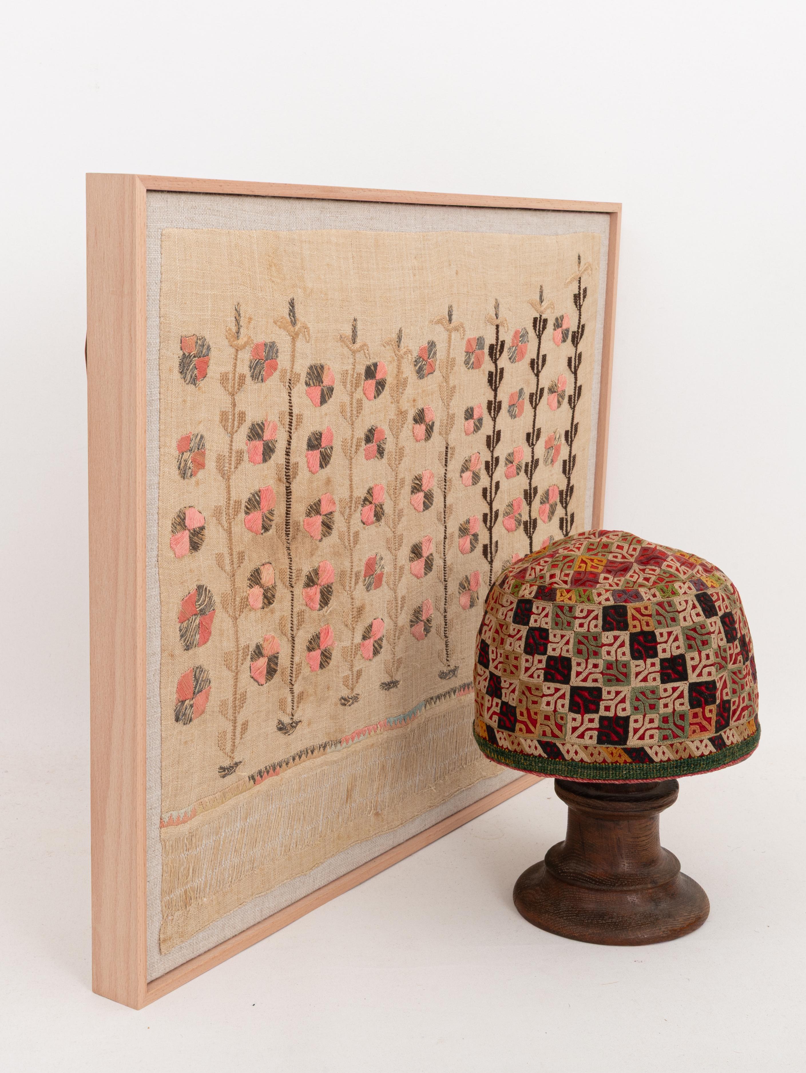 Encadrement d'une ancienne broderie ottomane, A.L.A.C. Turquie État moyen - En vente à Istanbul, TR
