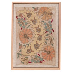 Fragment de broderie ottomane ancienne encadrée, fin du 19e siècle.