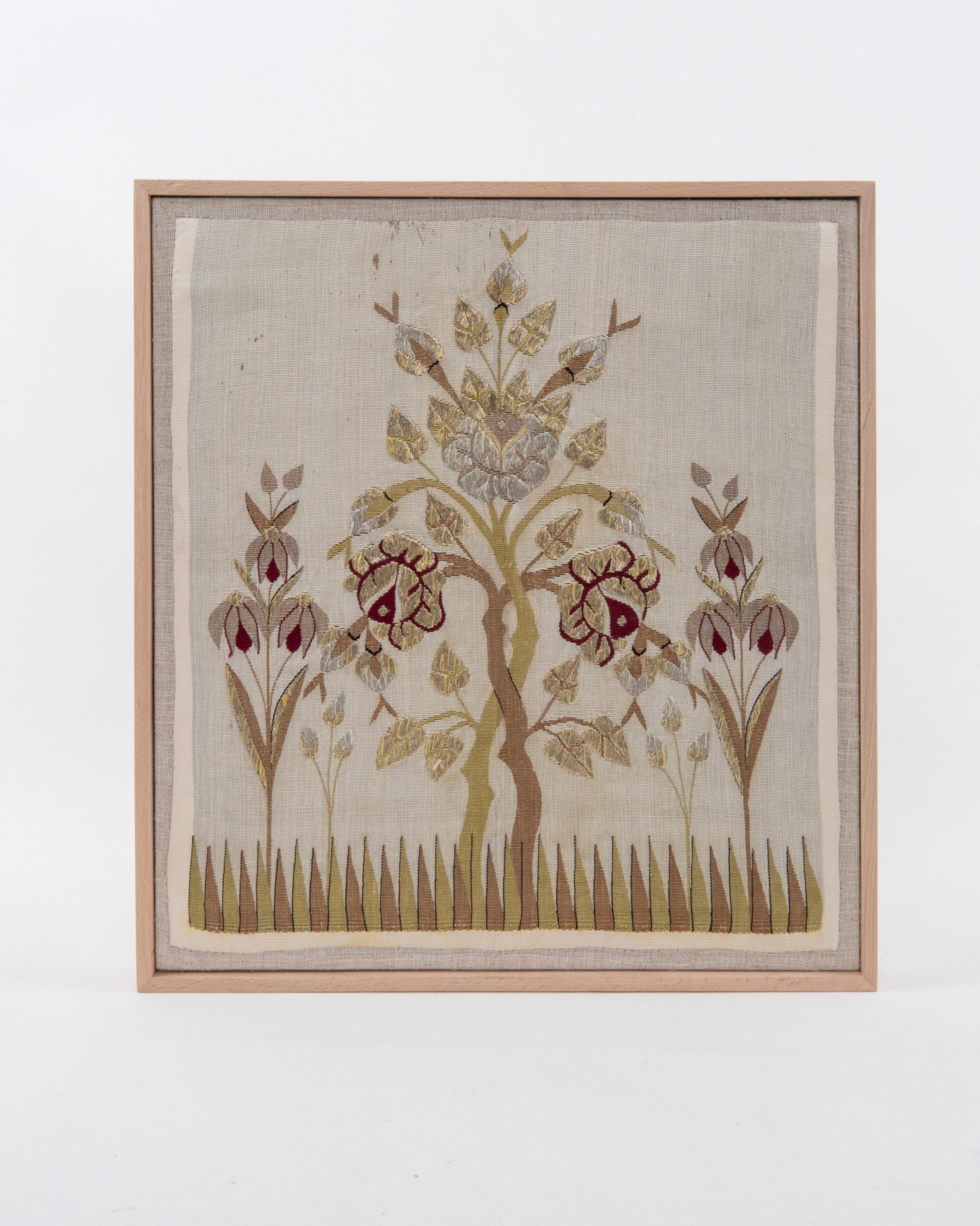 First the fragment has been hand backed on a linen fabric, then stretched over a wooden stretcher and finished with a wooden frame.
Early 20thC. Lebanon
Ready to go on a wall.

Framed Item above is made from a used and antique tapestry therefore it