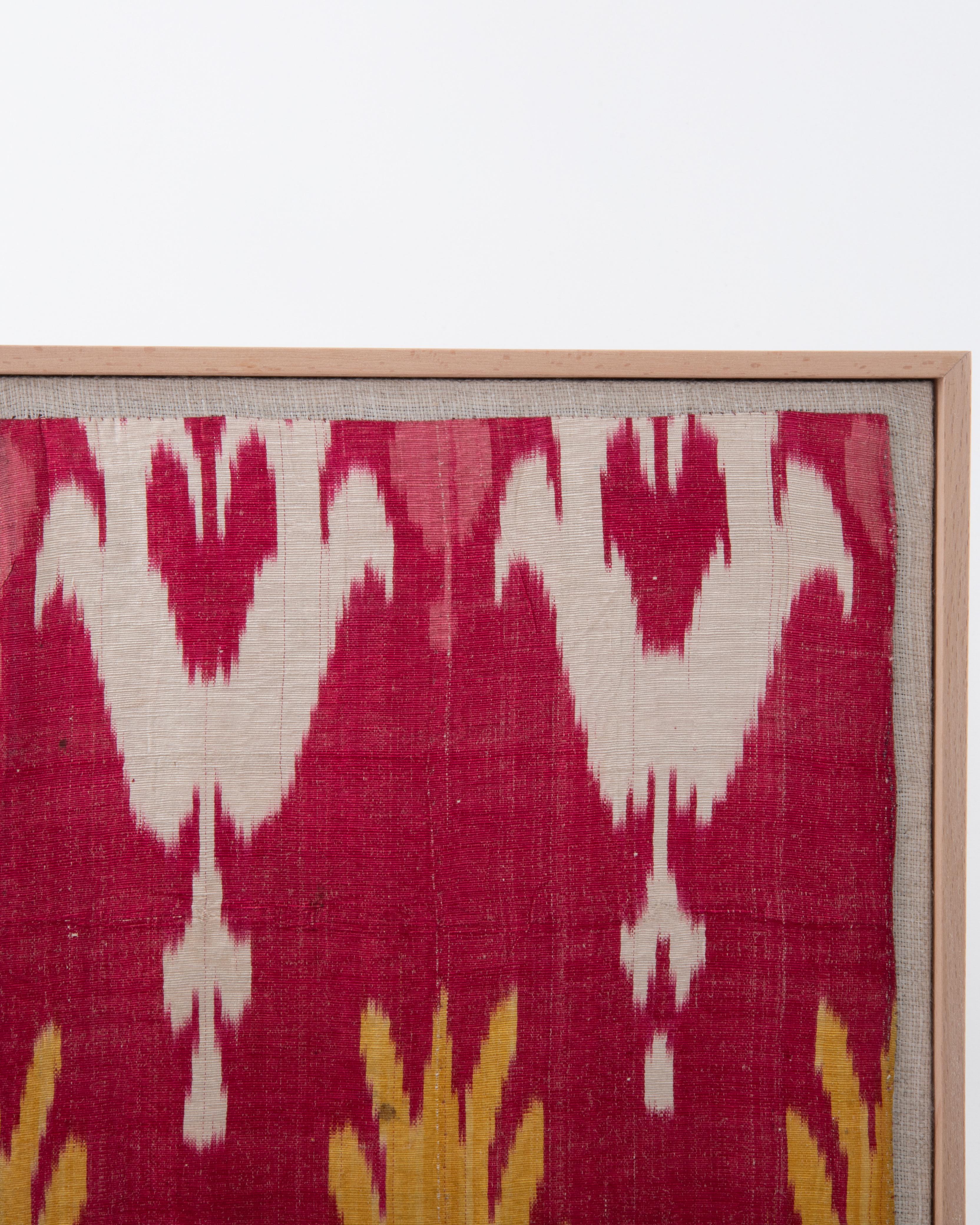 Framed Antique Silk and Cotton Ikat Fragment, 19th C. (Volkskunst) im Angebot