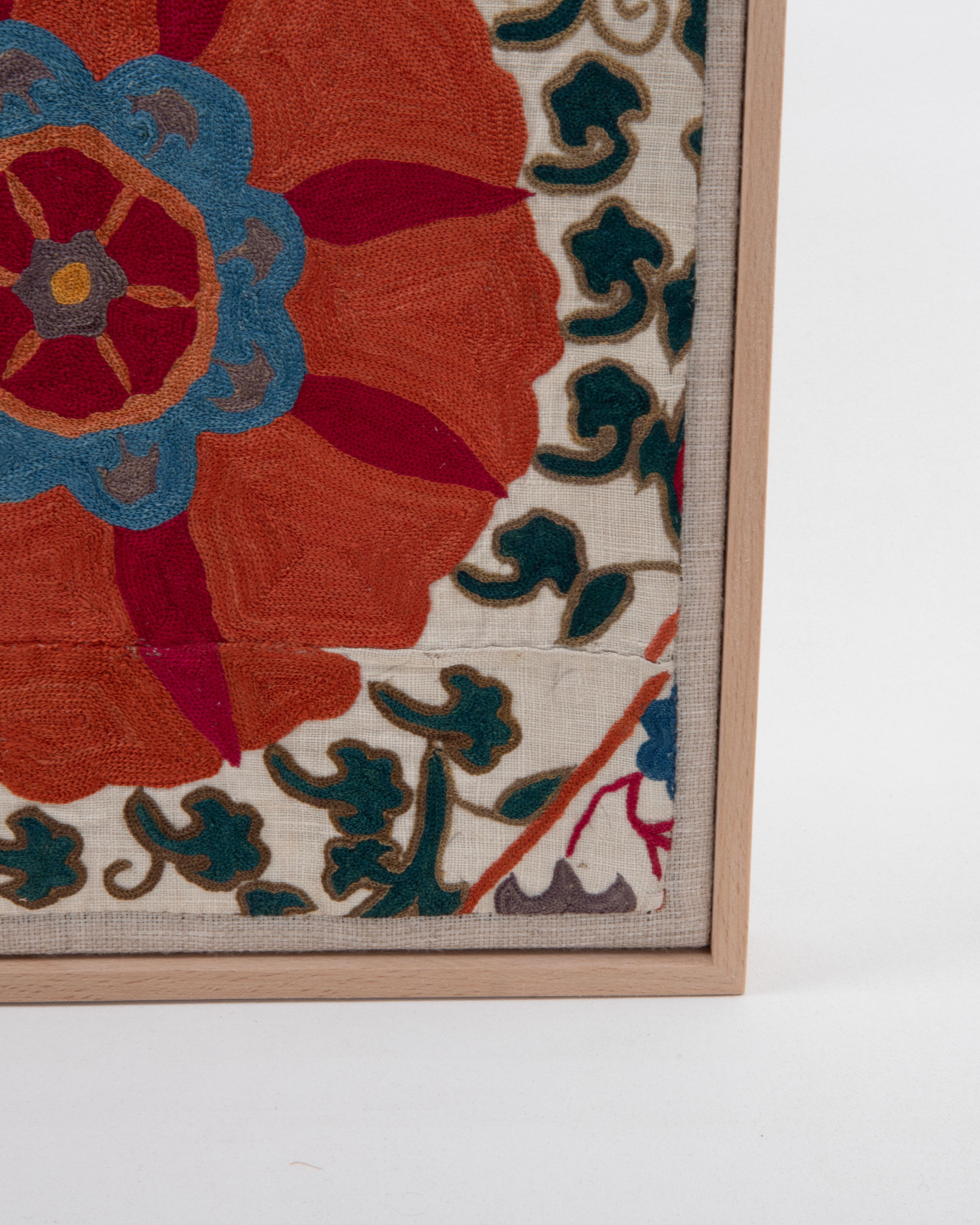 Ricamato Framed Antique Uzbek Suzani Embroidery Fragment , 19th Century. in vendita