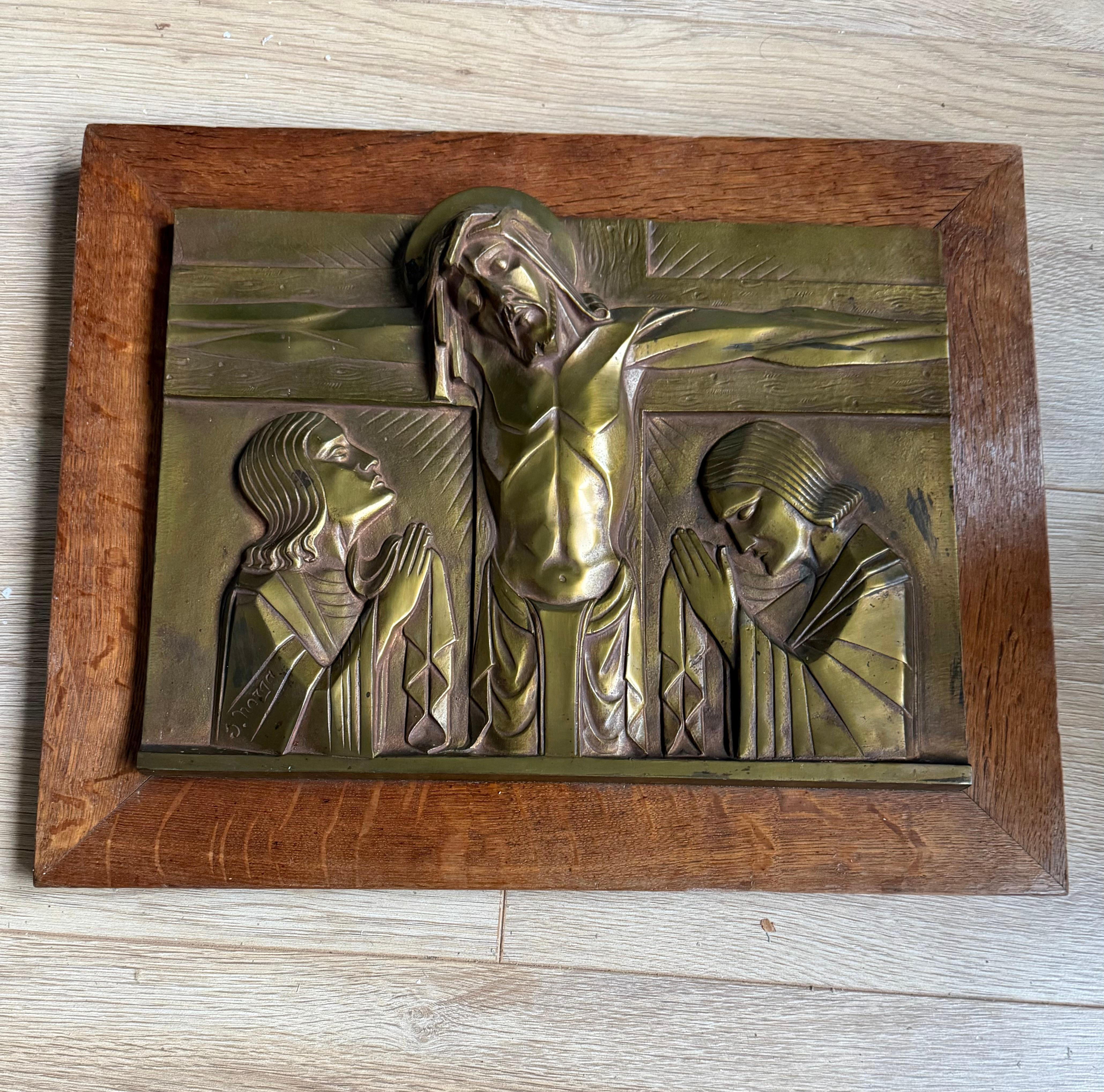 Plaque religieuse en bronze Art Déco encadrée du Christ sur le CRUCIFIX par Sylvain Norga en vente 11