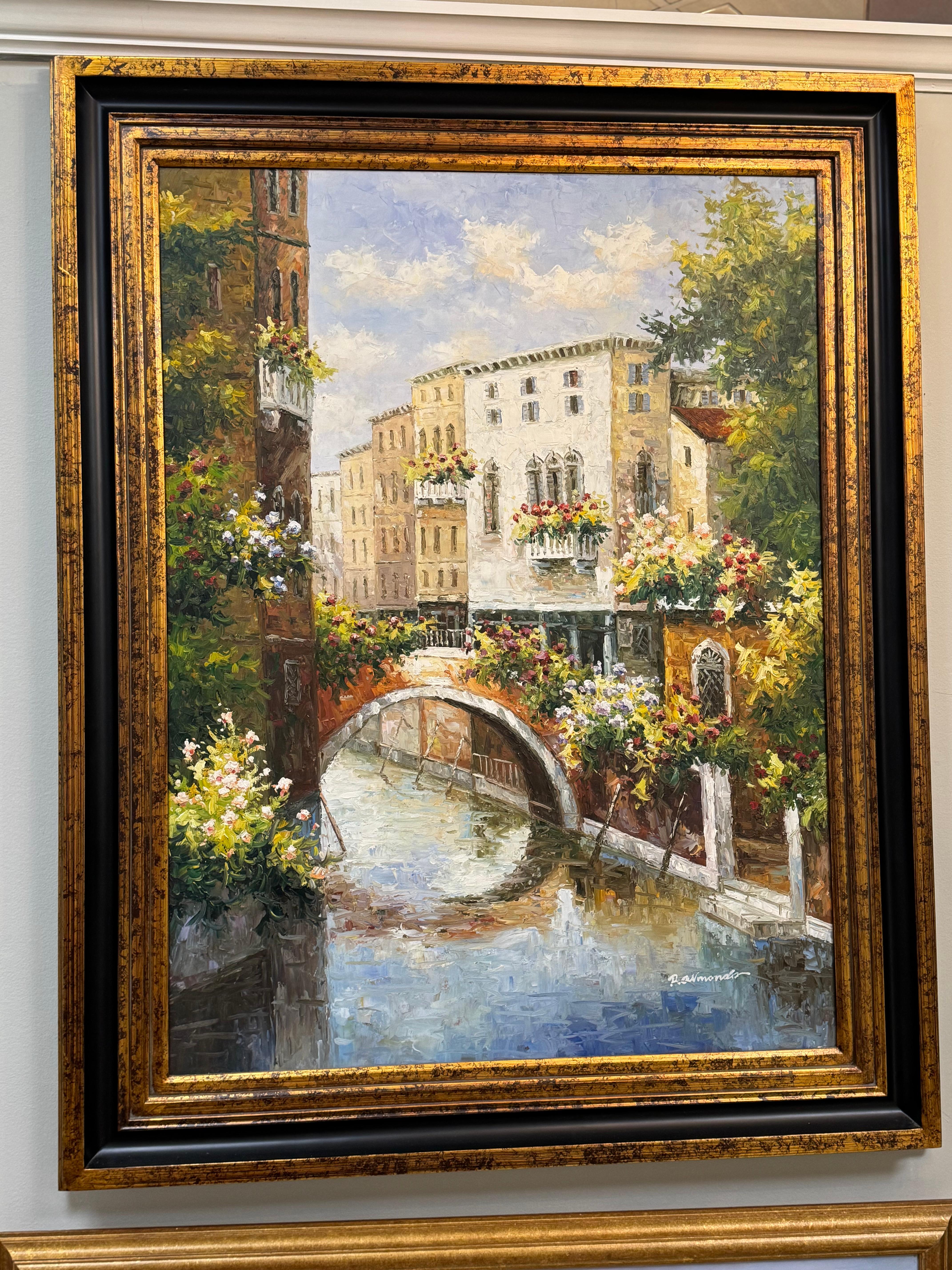 Splendido quadro originale incorniciato di grandi dimensioni raffigurante il canale di Venezia in Italia con tanti fiori ed edifici colorati. Con ampia cornice nera e oro. Si tratta di un dipinto di dichiarazione. Aggiungerà classe ed eleganza a