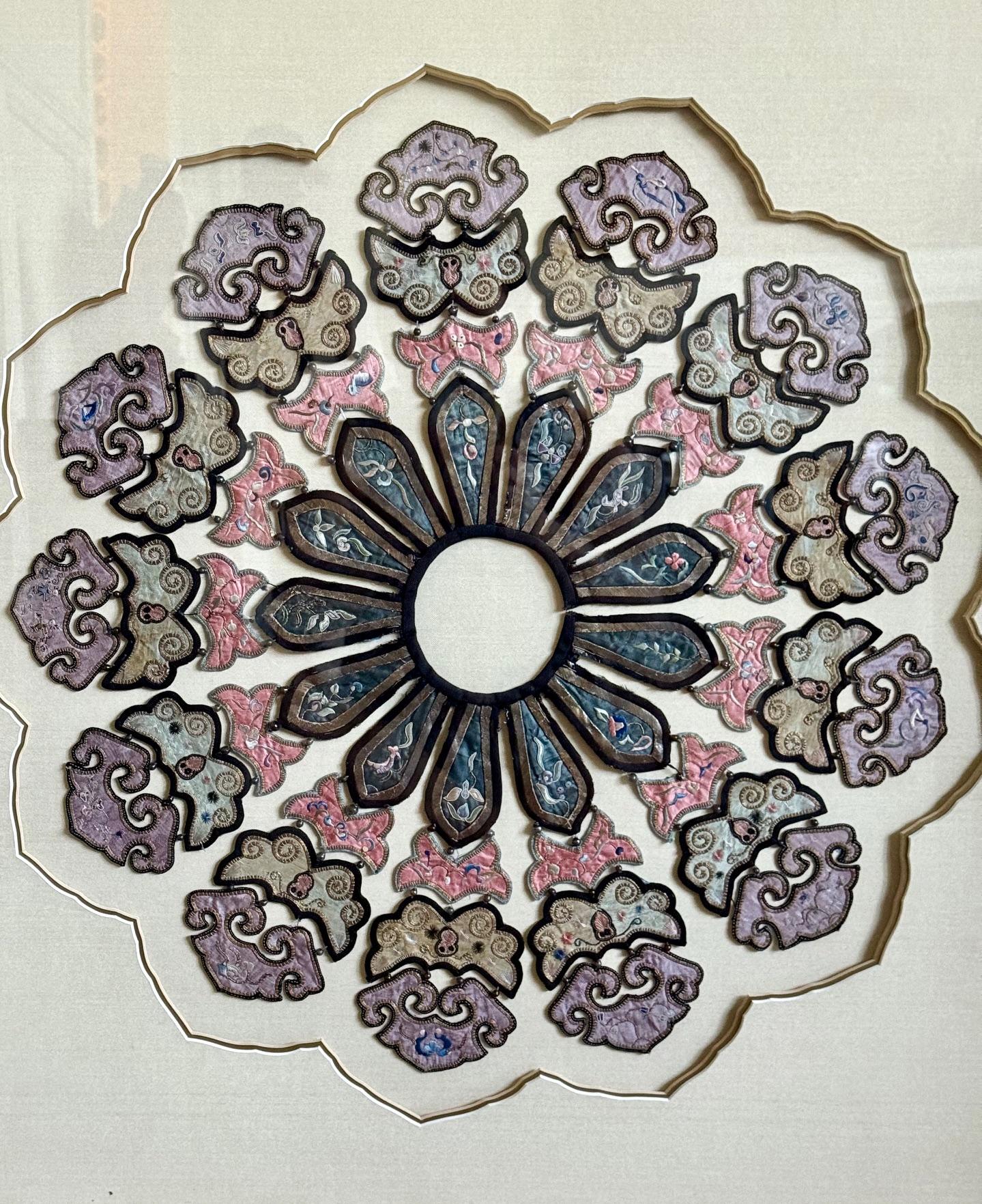 Embroidered Framed Chinese Antique Embroidery Silk Collar Qing Dynasty For Sale