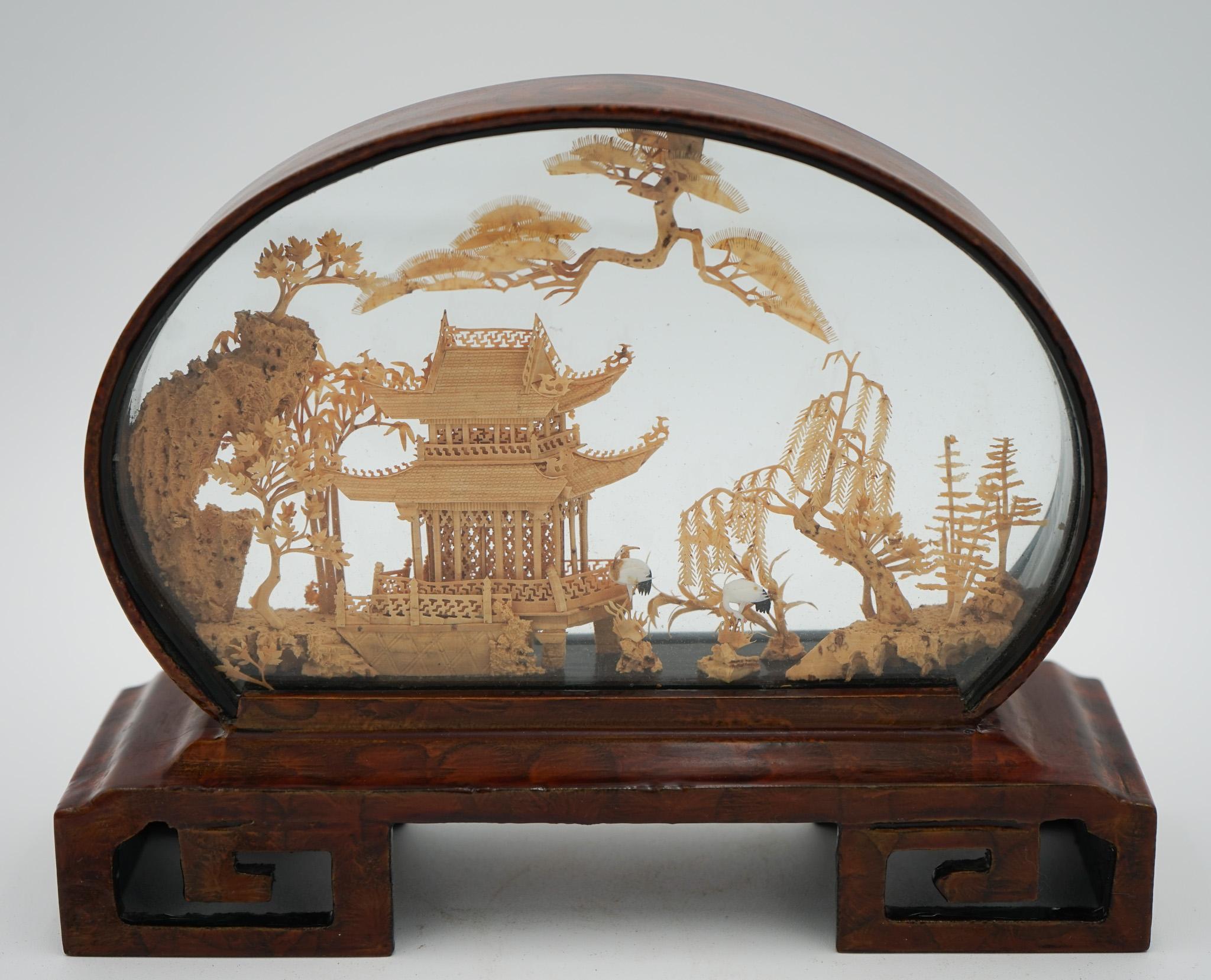 FRAMED CHINESE ORIENTAL CARVED CORK DIORAMA DISPLAY SculPTURE VERY DECORATiVE im Angebot 3