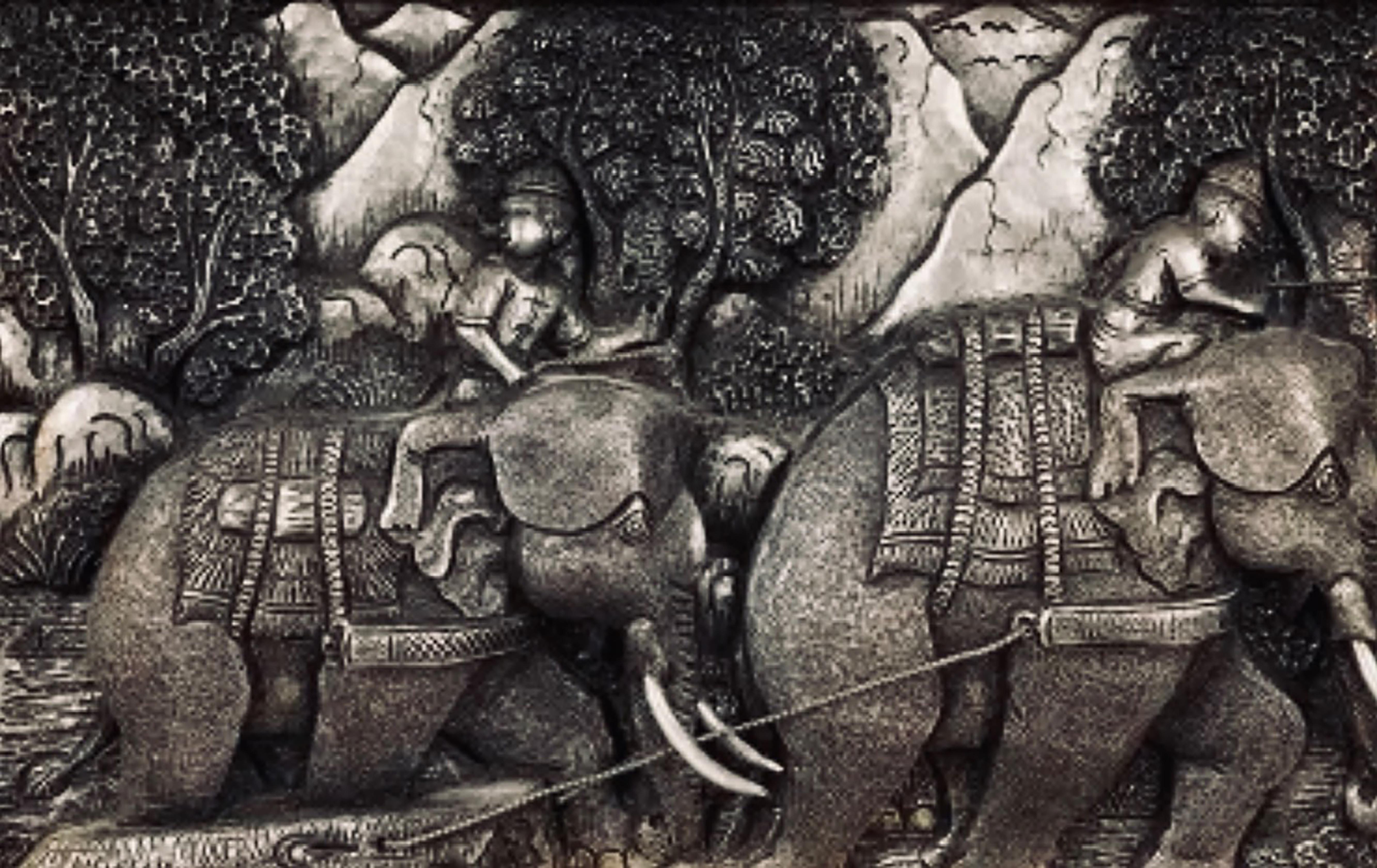 776 Sculpture chinoise encadrée de fruits en argent et étain.
Avec des scènes d'éléphants magistralement réalisées.
Dimensions : 16