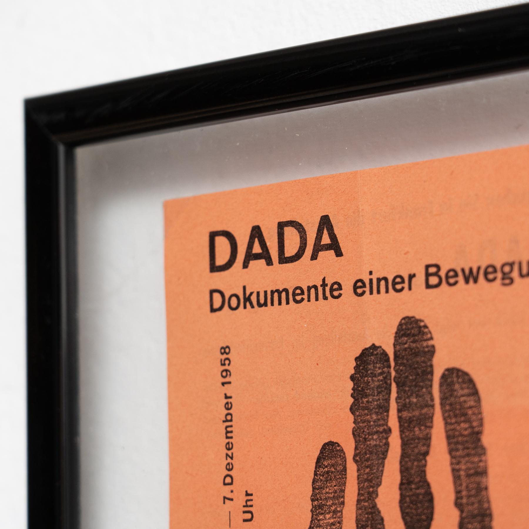 Gerahmter Dada Tract aus der Ausstellung „Dada Dokumente Einer Bewegung“, 1958 (Papier) im Angebot