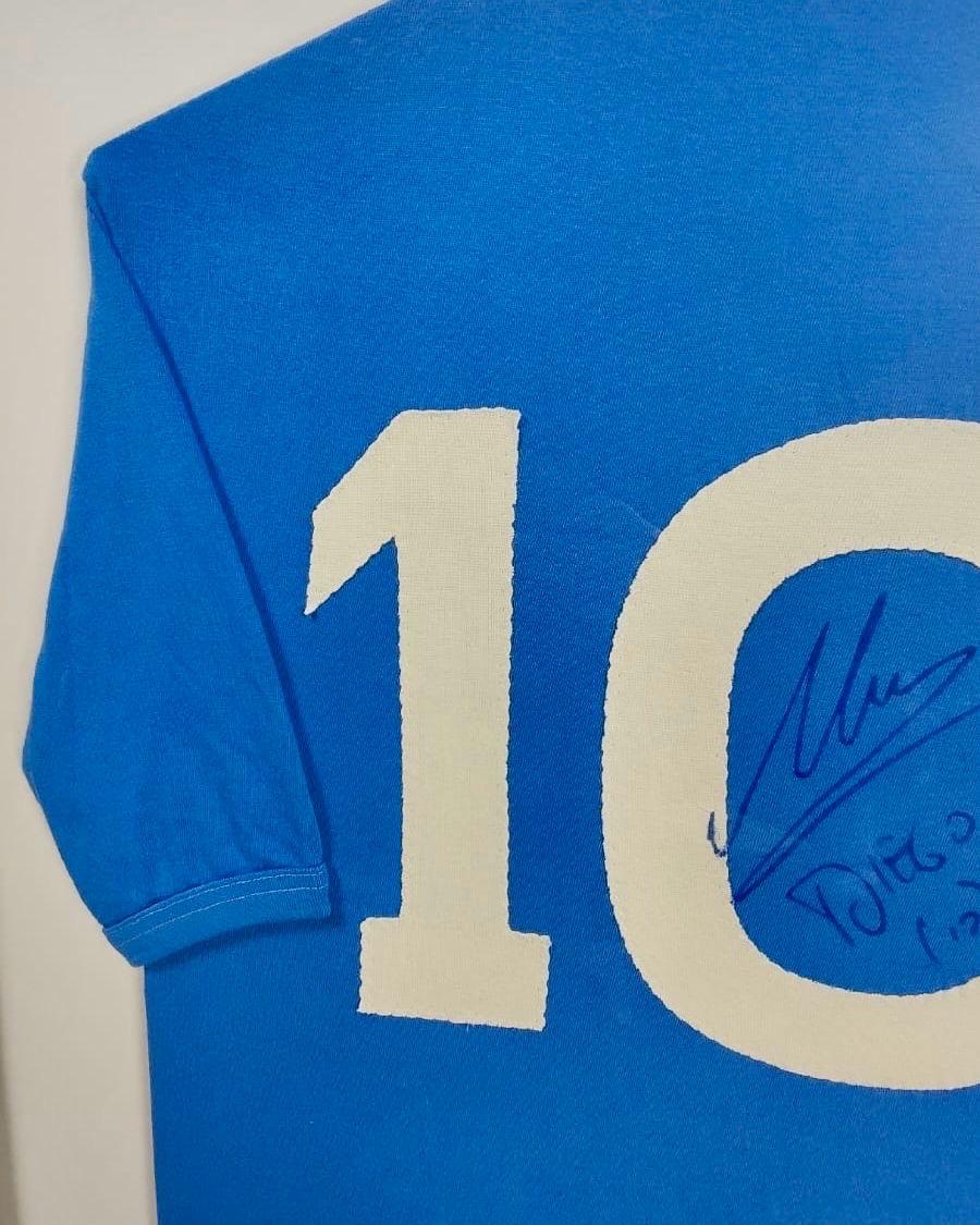 Framed Diego Maradona Signed Napoli 89/90 Home Shirt Football Vintage Retro In Good Condition For Sale In Cambridge, GB