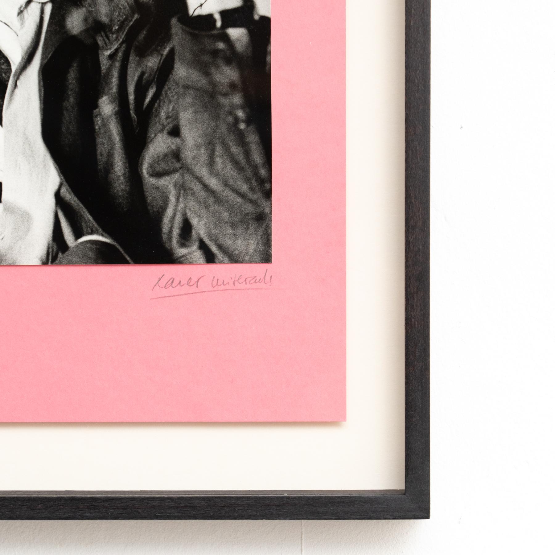 Framed Duchamp-Rrose da Cadaqués Photo by Xavier Miserachs - Signed and Numbered In Good Condition For Sale In Barcelona, Barcelona