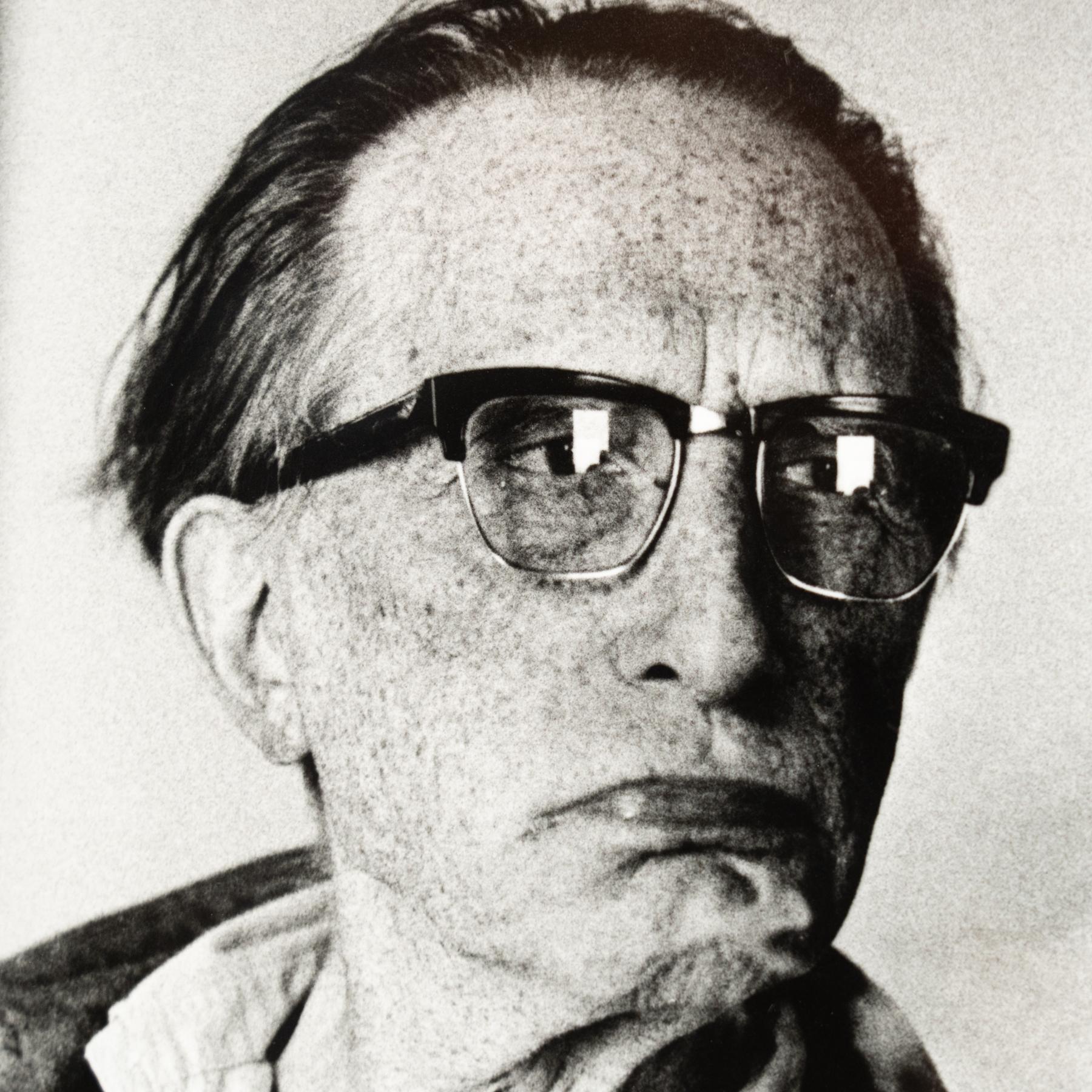 Framed Duchamp-Rrose da Cadaqués Photo by Xavier Miserachs - Signed and Numbered For Sale 2