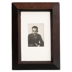 Fotografia in bianco e nero di Man Ray incorniciata del primo Novecento