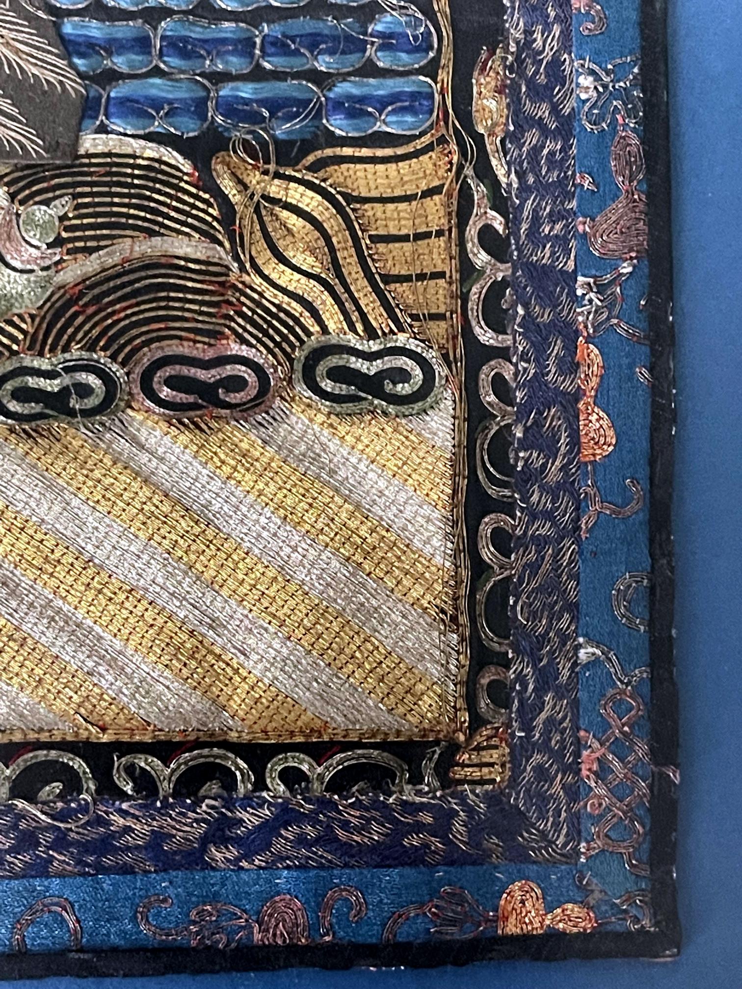Gerahmt Fein gestickt zweiten Rang Abzeichen chinesischen Qing Dynasty im Angebot 1