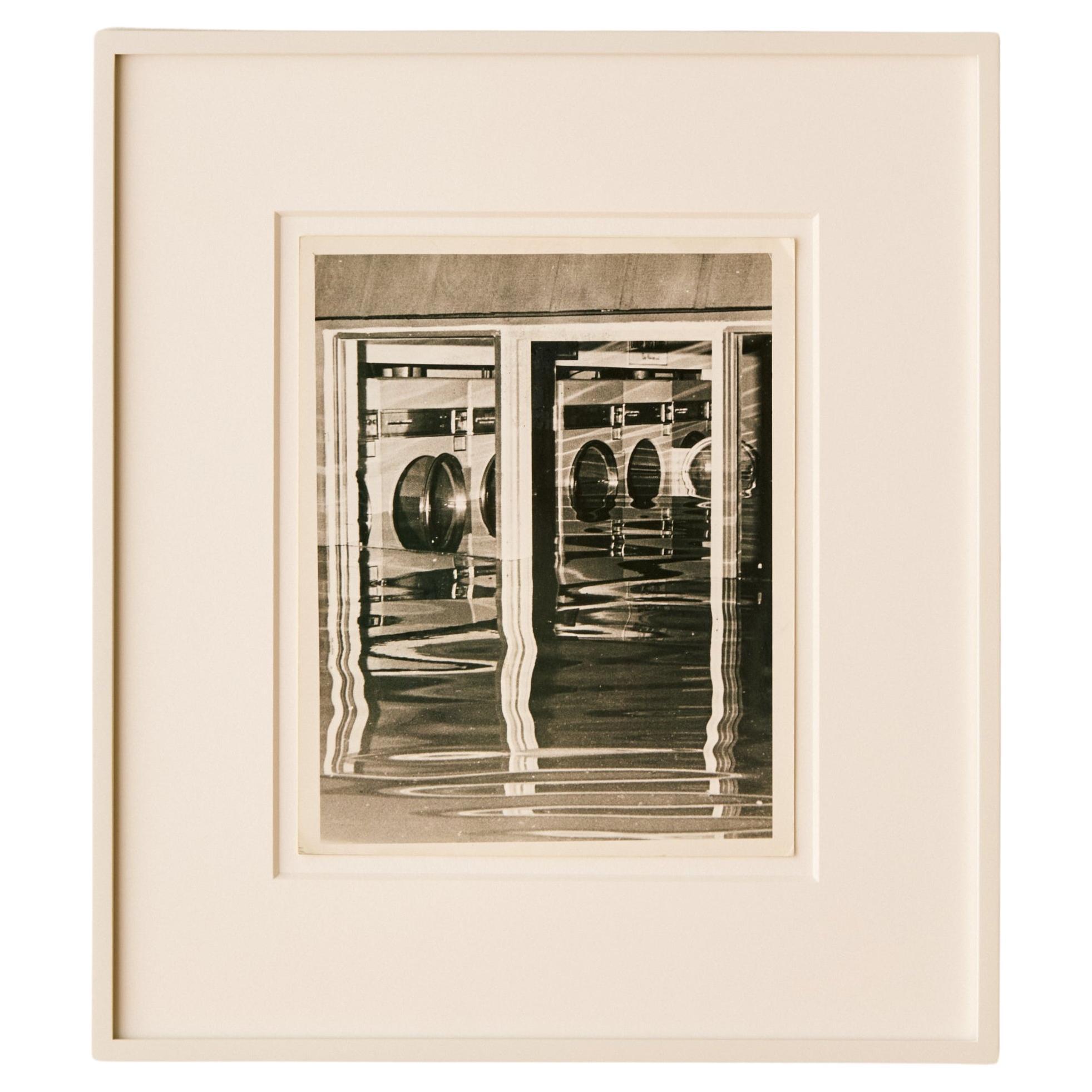 Richiesta di risarcimento assicurativo per lavanderia allagata incorniciata in vendita