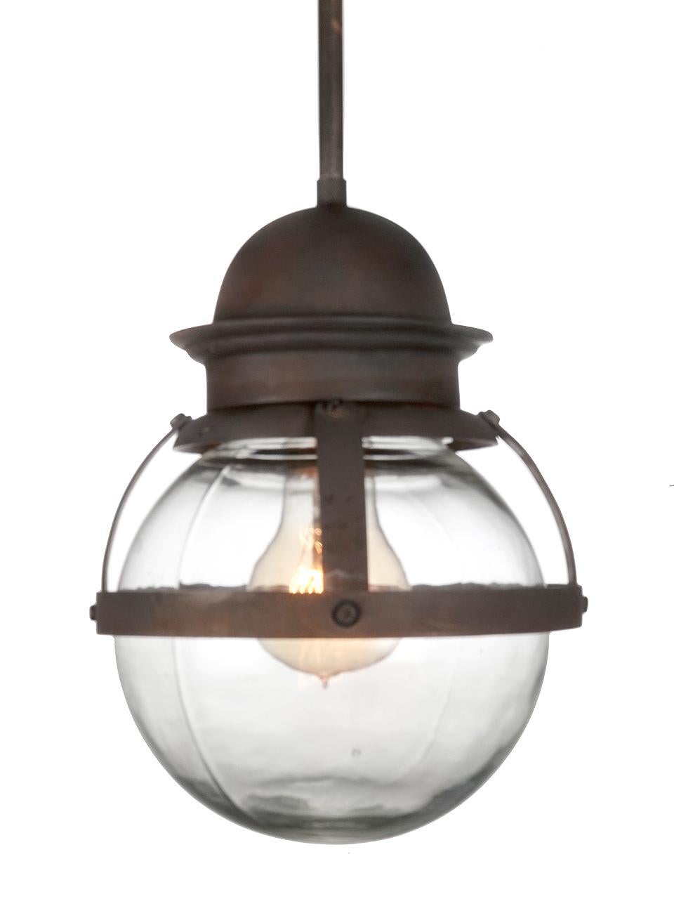 Gerahmte Globus-Lampe (amerikanisch) im Angebot