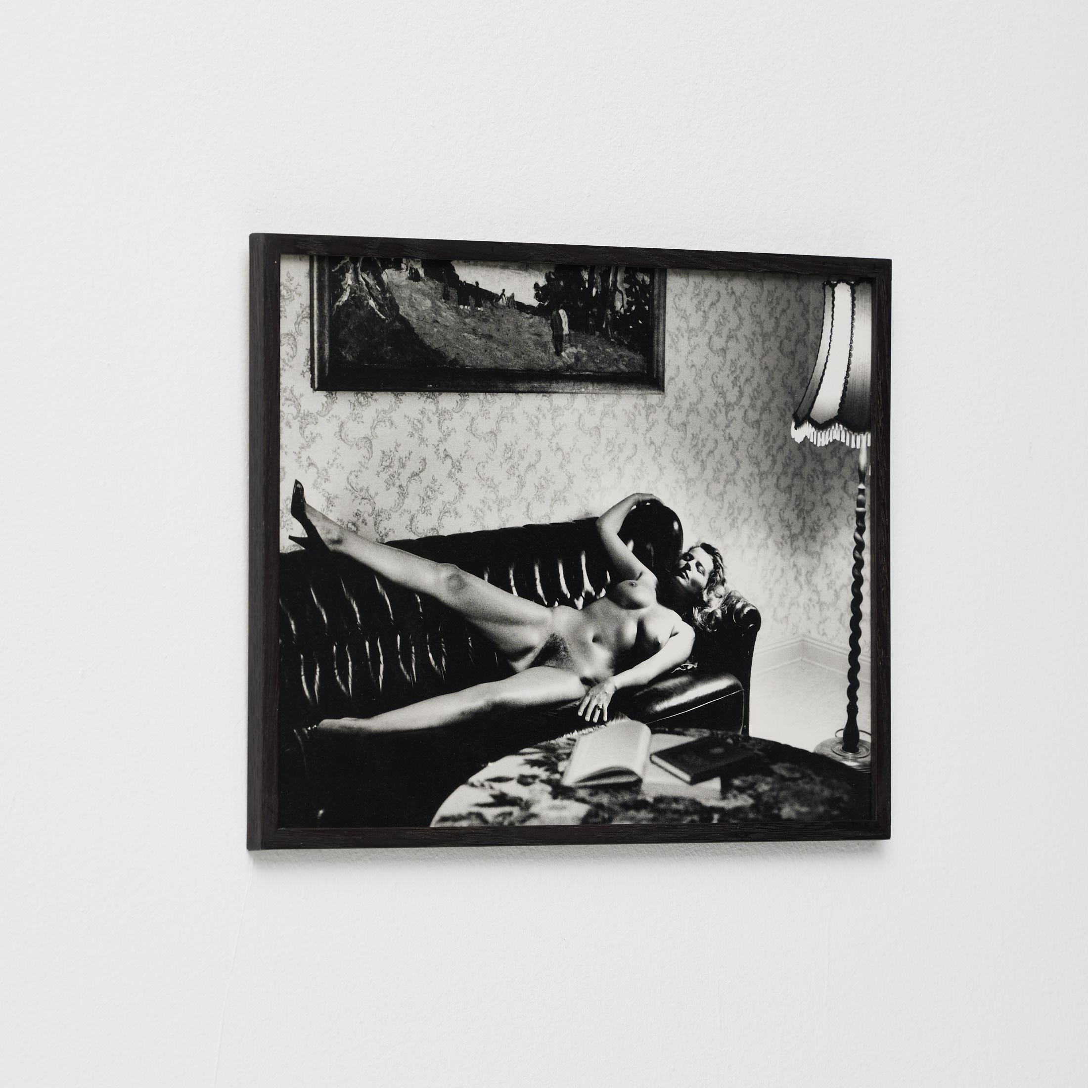 Italian Framed Helmut Newton Black and White Photography - Iconic Nude, 1980s For Sale
