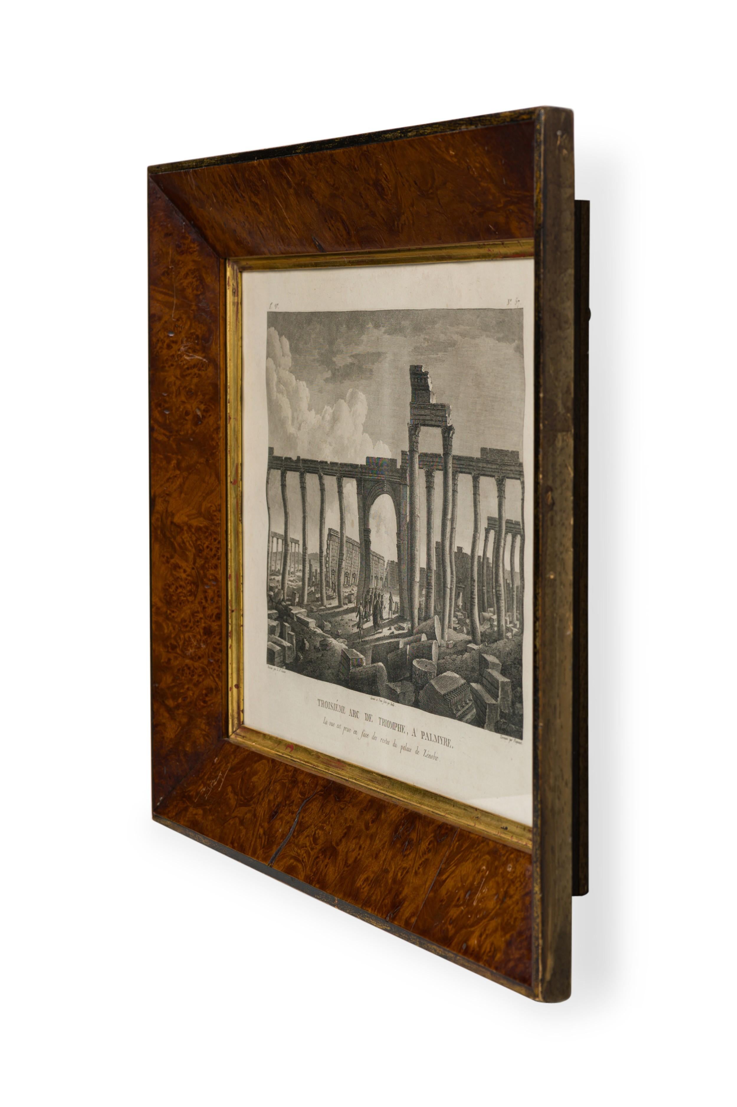 Italienische neoklassische Lithographie der Großen Galerie von Palmyra mit dem Neptuntempel im Hintergrund und einer Szene mit umherwandernden Menschen in einem Rahmen aus Wurzelholz und vergoldetem Rahmen, der L.F.Cassas zugeschrieben wird