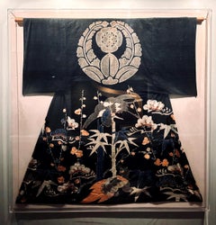 Gerahmter japanischer Festival-Kimono mit Tsutshugaki-Farbe